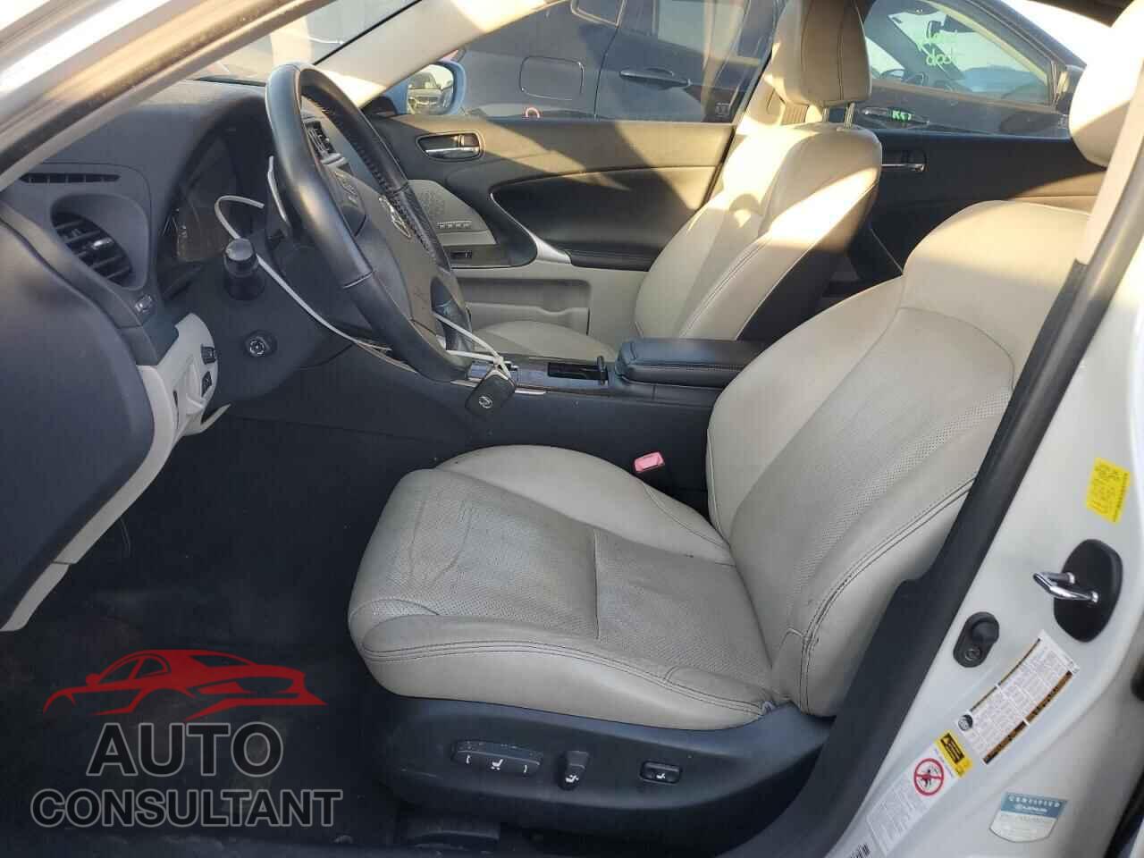 LEXUS IS 2010 - JTHCF5C27A2034477