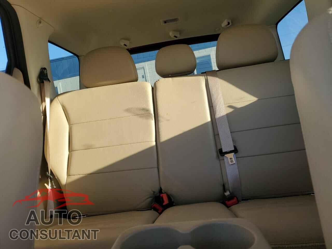FORD ESCAPE 2011 - 1FMCU9EG7BKC04468