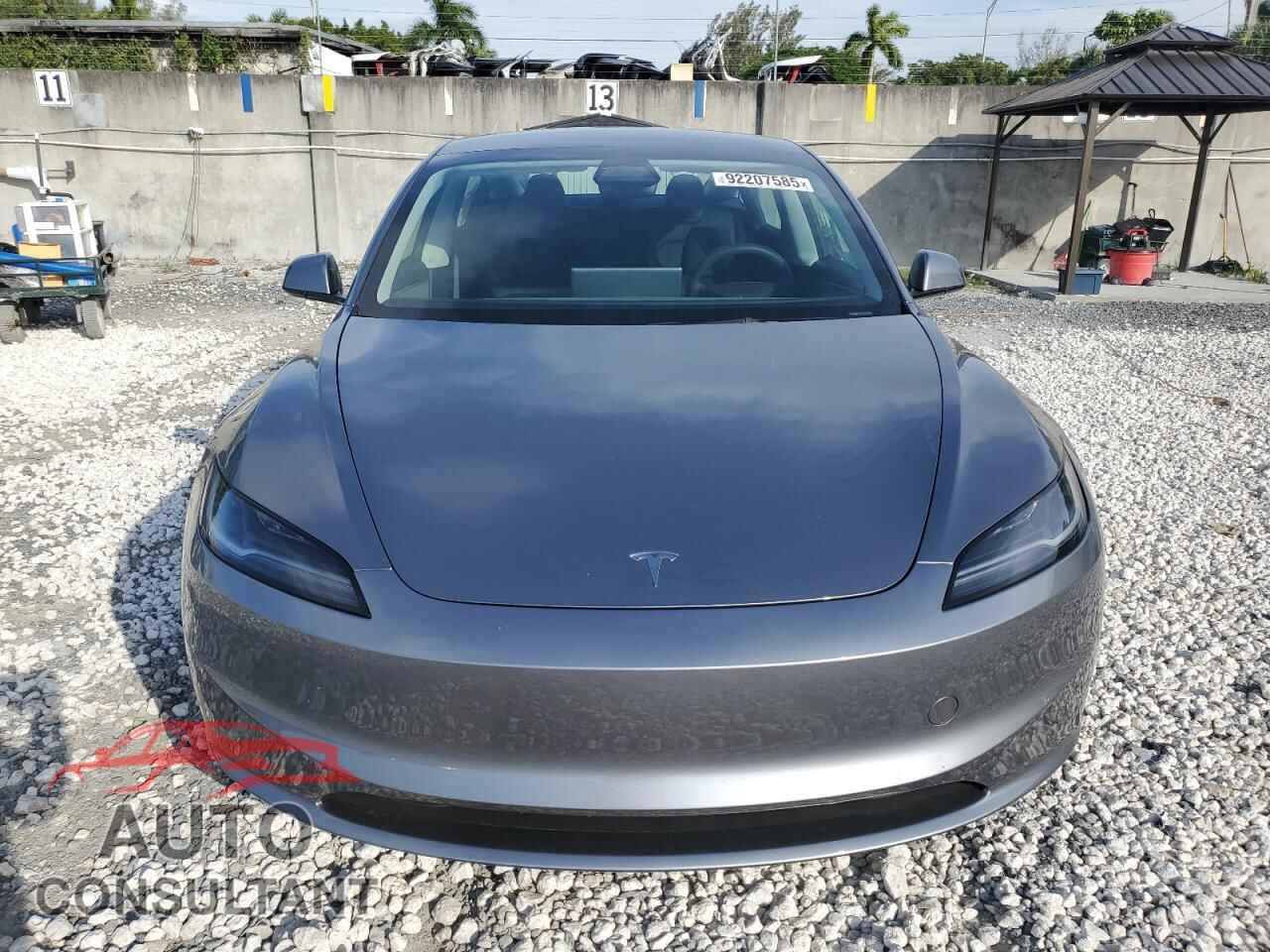TESLA MODEL 3 2024 - 5YJ3E1EA9RF859091