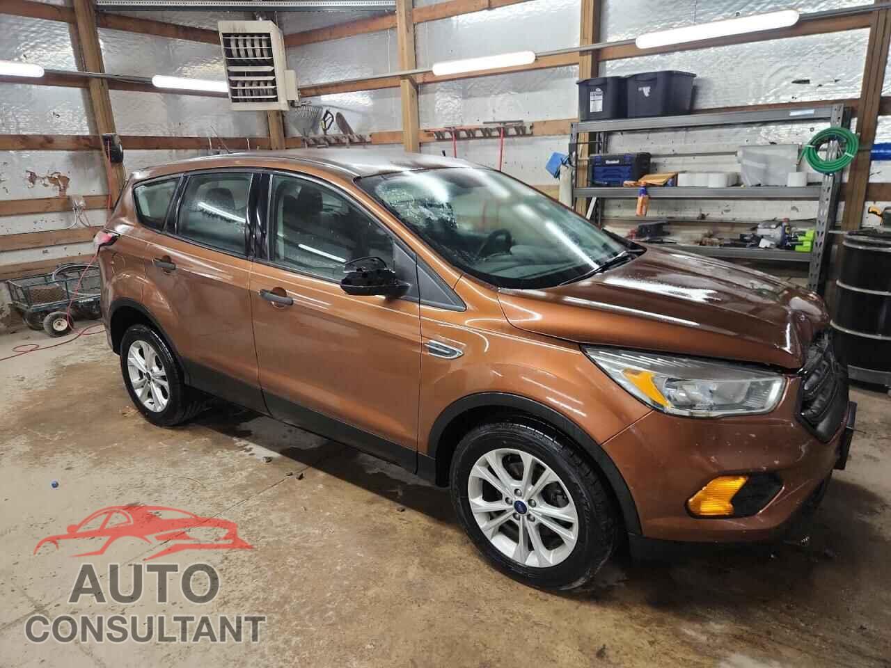 FORD ESCAPE 2017 - 1FMCU0F72HUB50357