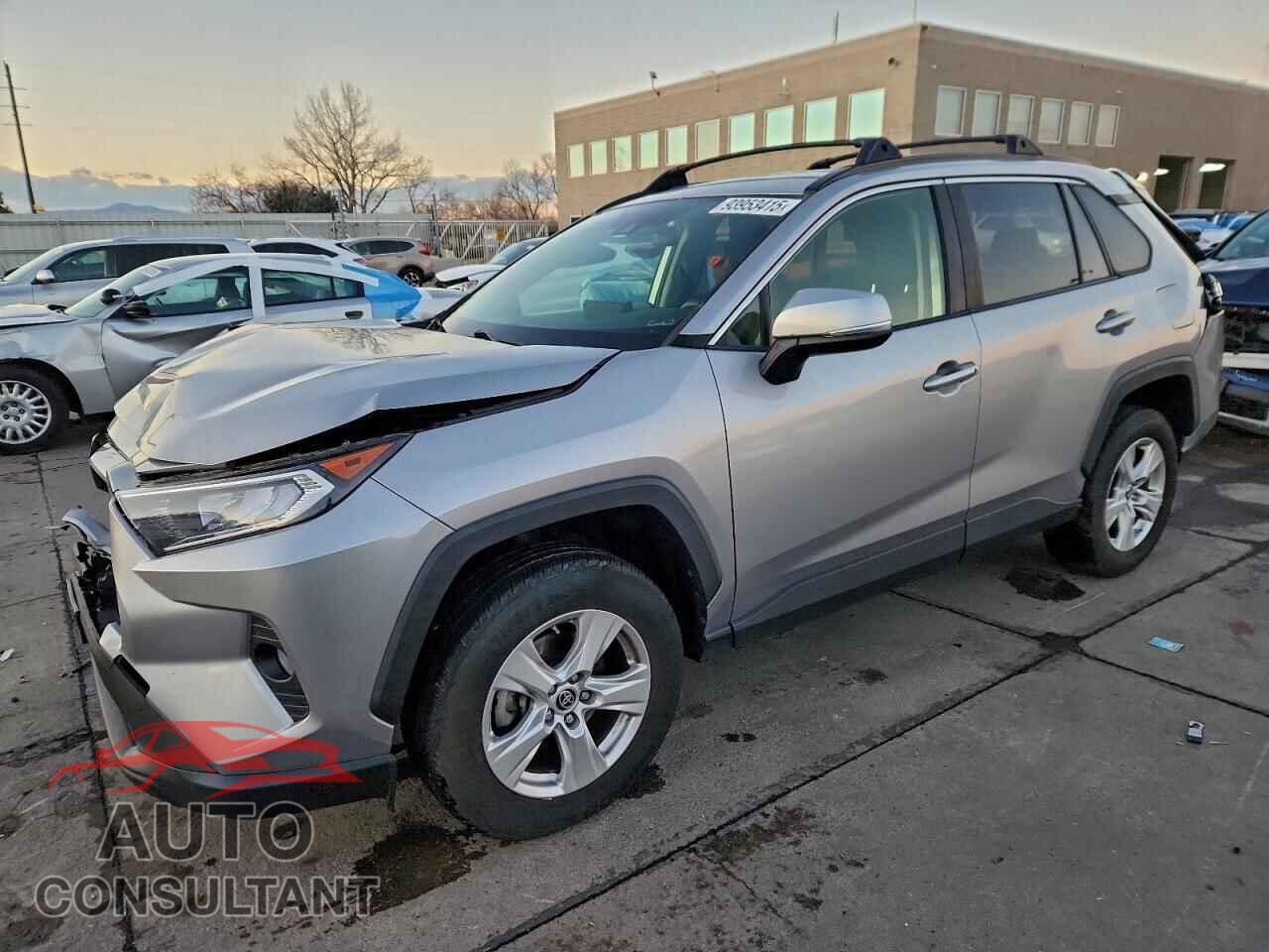 TOYOTA RAV4 2019 - JTMP1RFV2KD524183