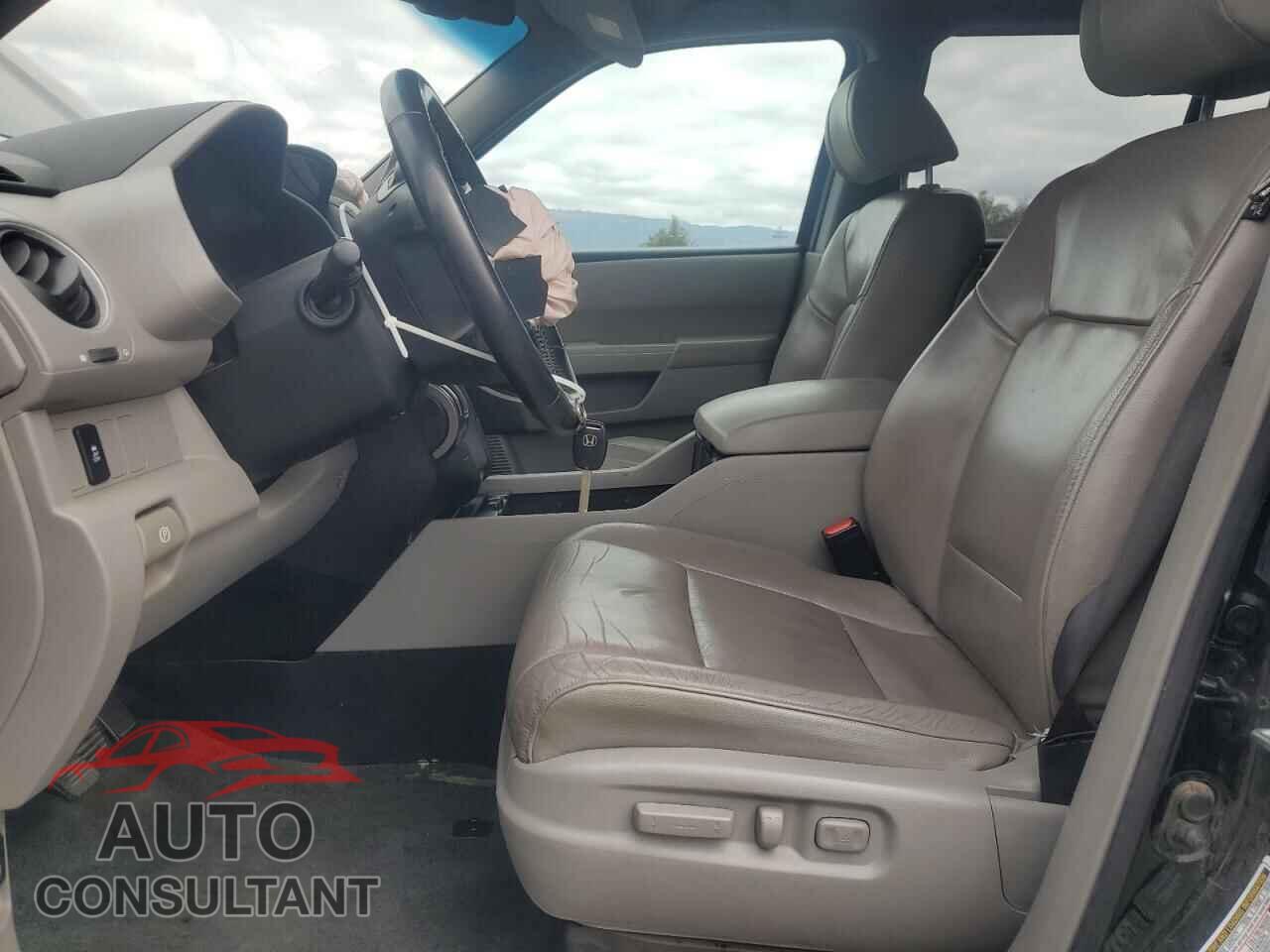 HONDA PILOT 2014 - 5FNYF3H53EB018794