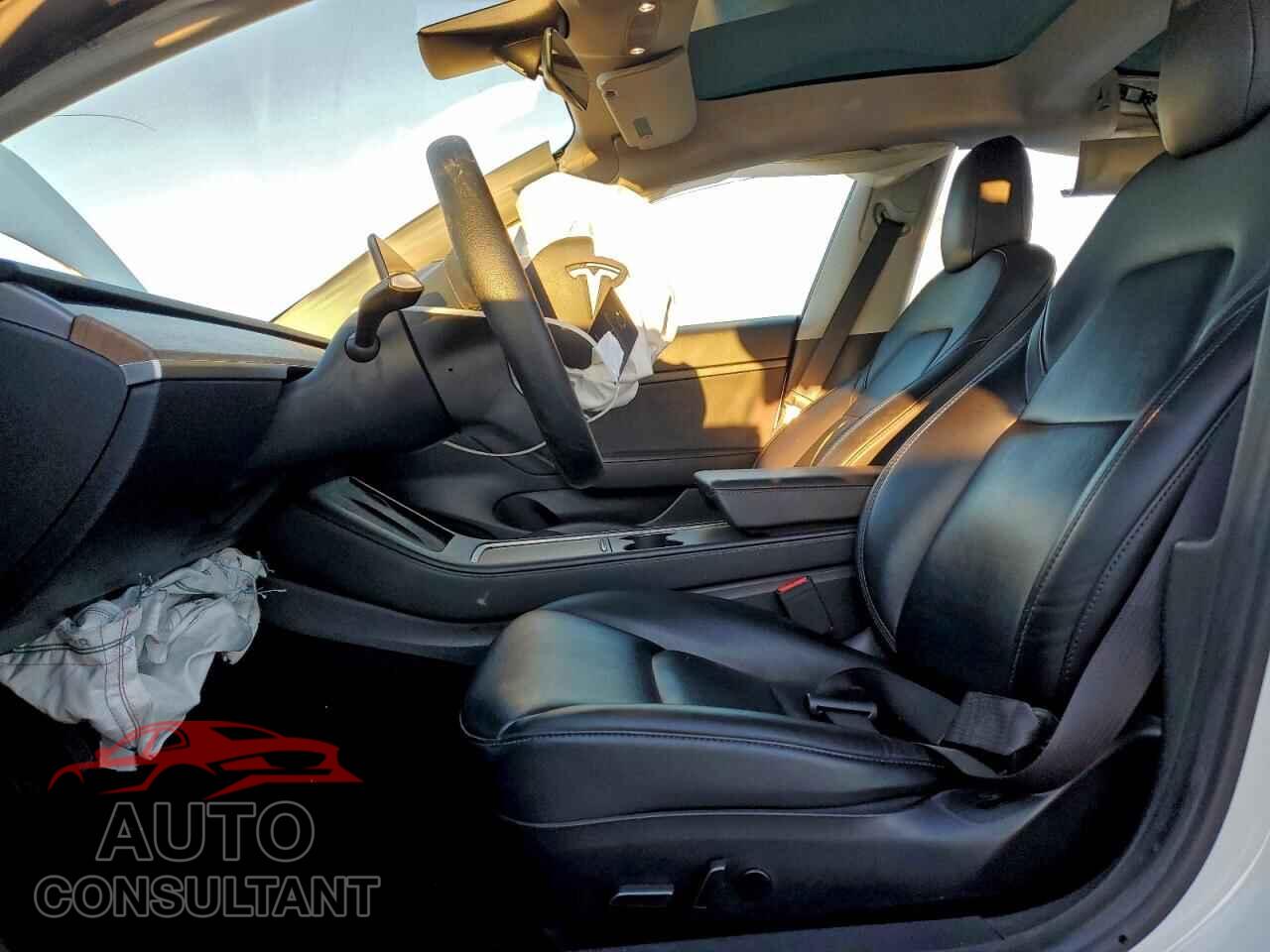 TESLA MODEL 3 2021 - 5YJ3E1EA2MF874136