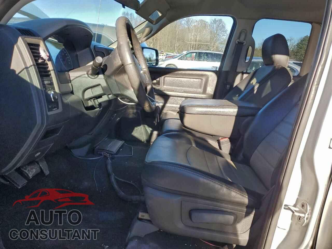 DODGE RAM 1500 2012 - 1C6RD7FT5CS349760