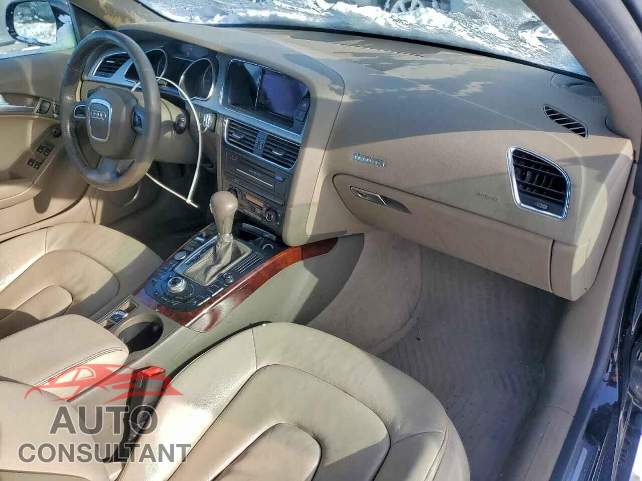 AUDI A5 2012 - WAULFAFH2CN009513