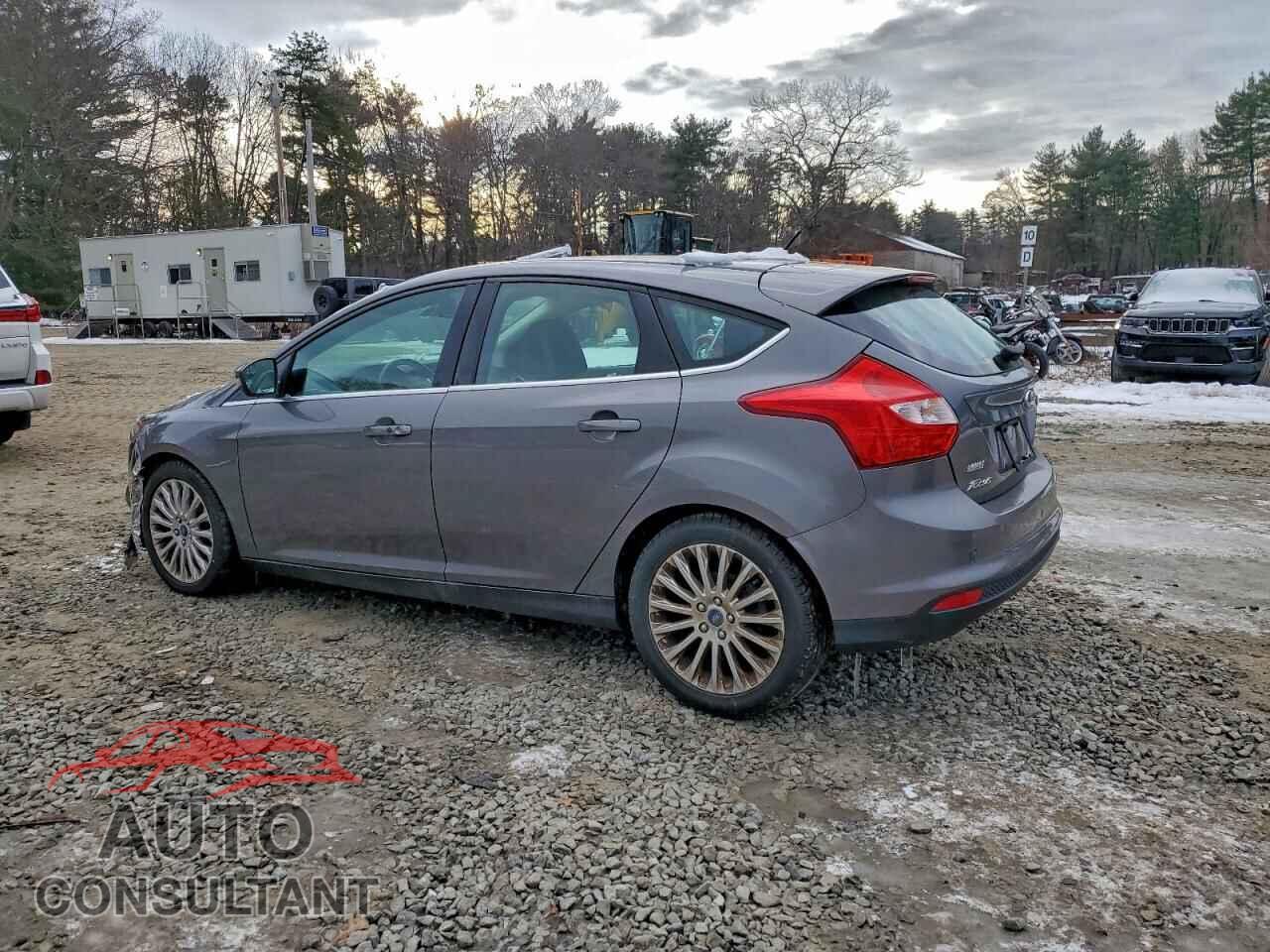 FORD FOCUS 2012 - 1FAHP3N23CL471899