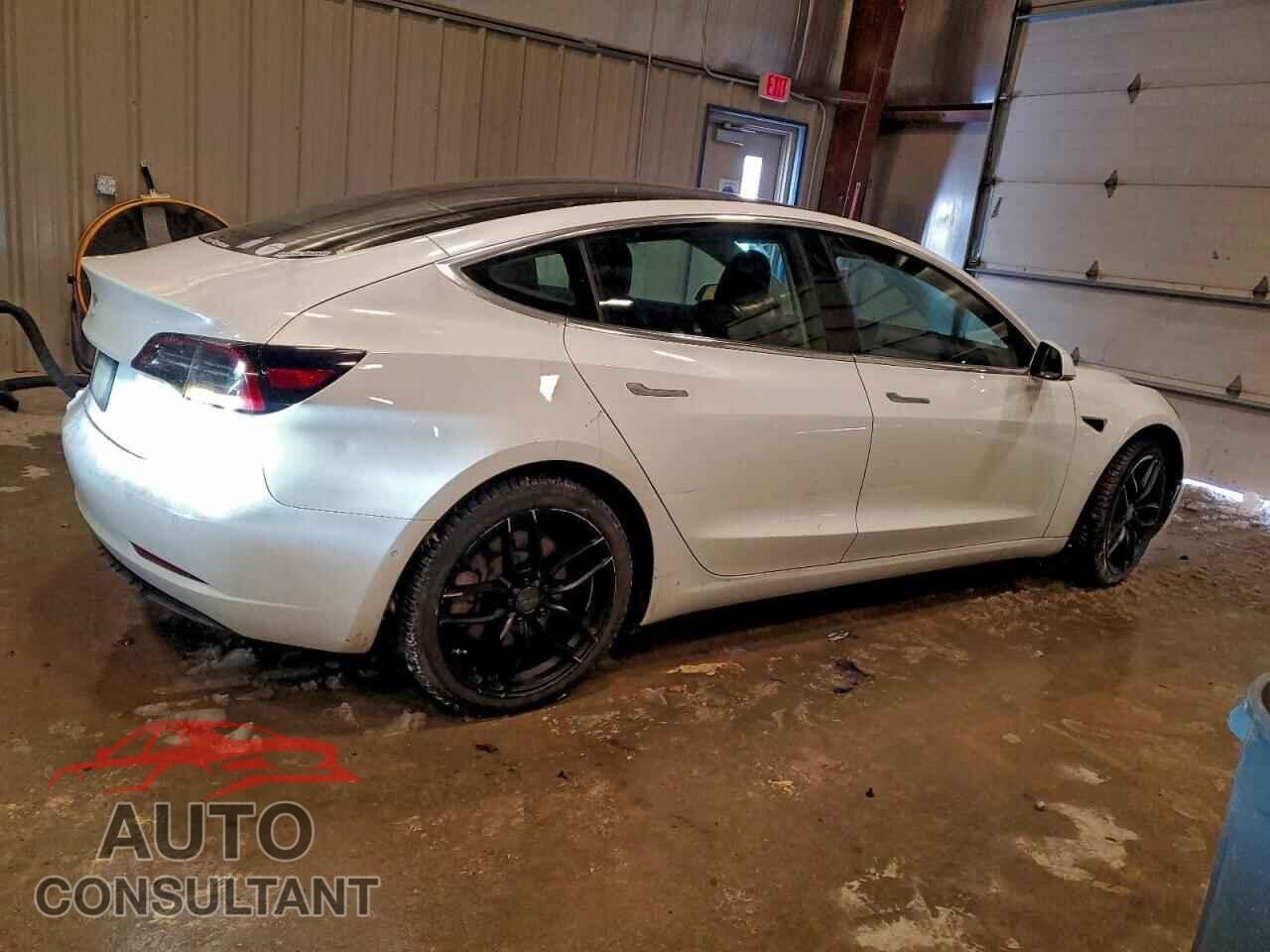 TESLA MODEL 3 2019 - 5YJ3E1EB6KF433342