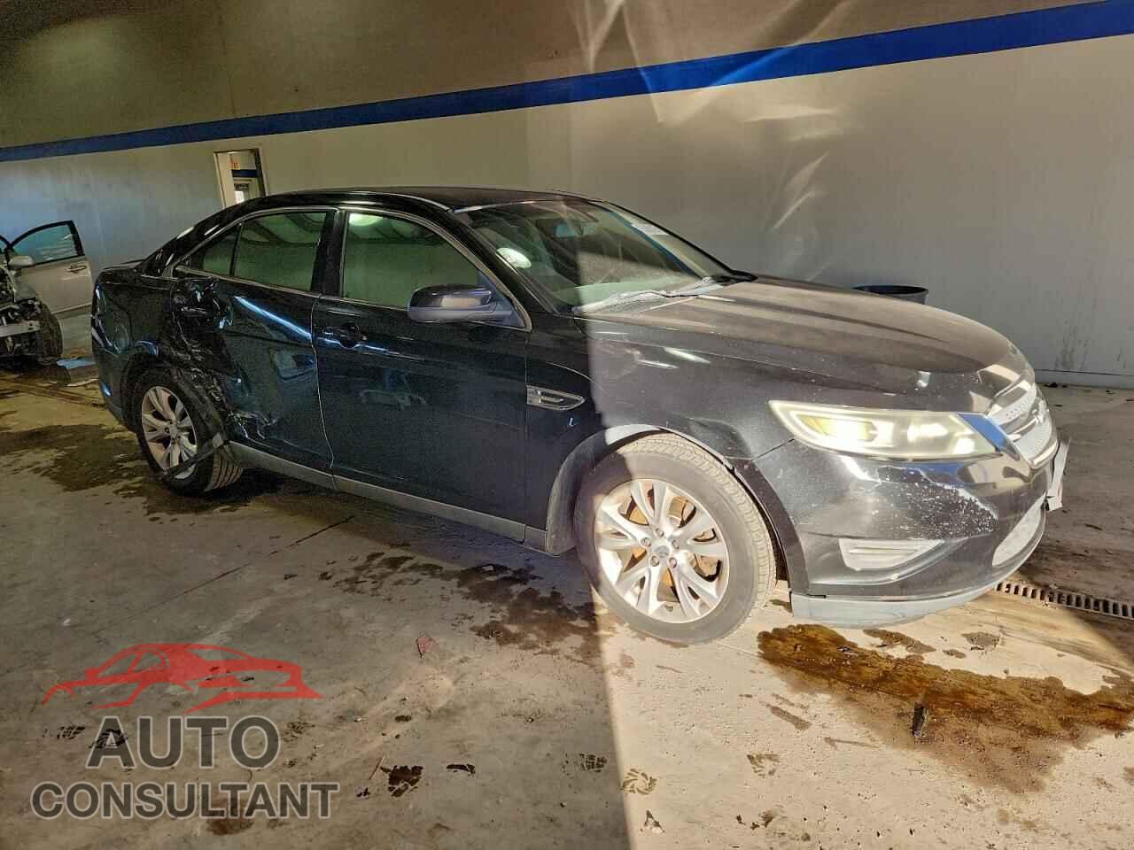 FORD TAURUS 2010 - 1FAHP2HW8AG155607