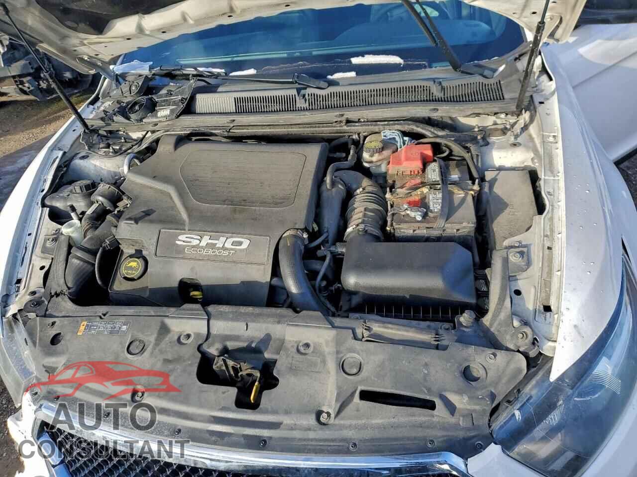 FORD TAURUS 2014 - 1FAHP2KT5EG174135