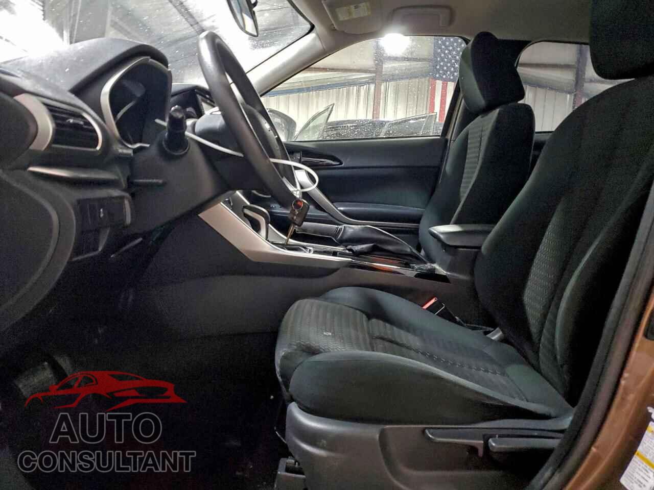 MITSUBISHI ECLIPSE 2019 - JA4AT3AA5KZ017454