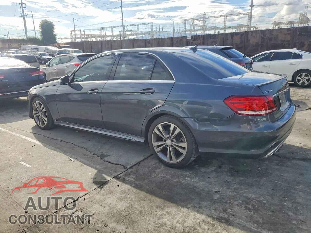 MERCEDES-BENZ E-CLASS 2015 - WDDHF5KB0FB091352
