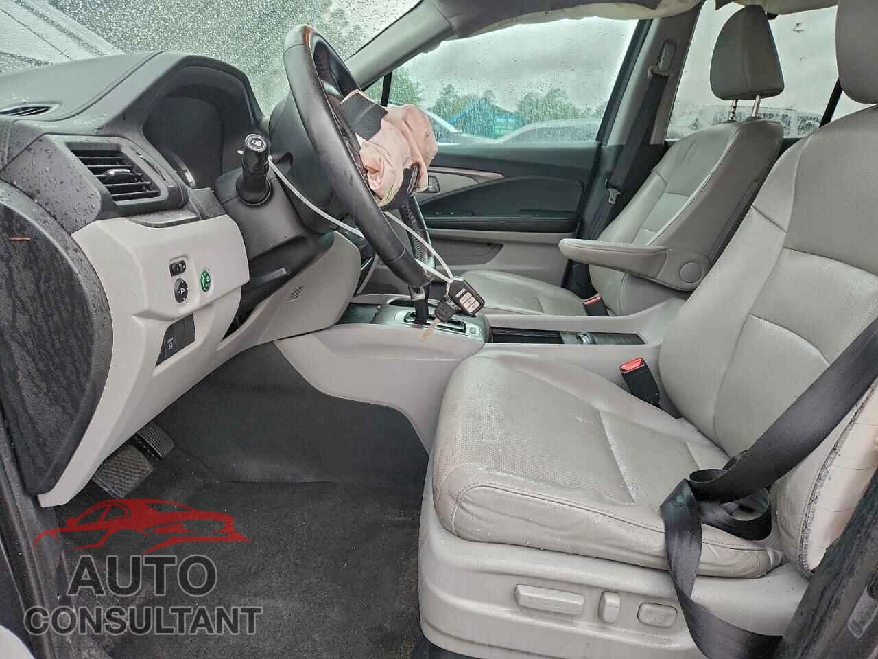 HONDA RIDGELINE 2017 - 5FPYK2F63HB006772