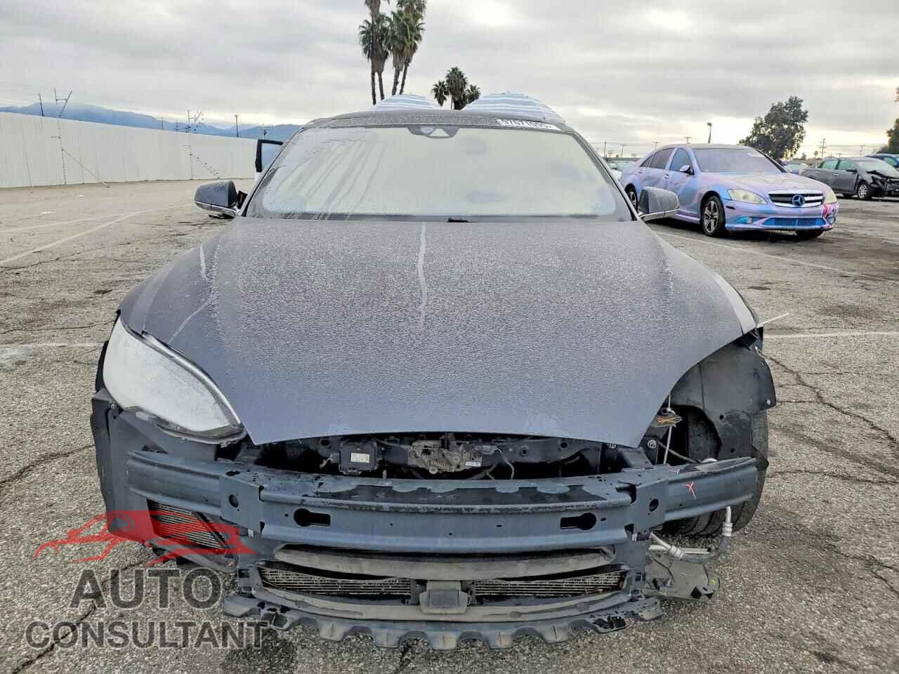 TESLA MODEL S 2015 - 5YJSA1E20FF118419