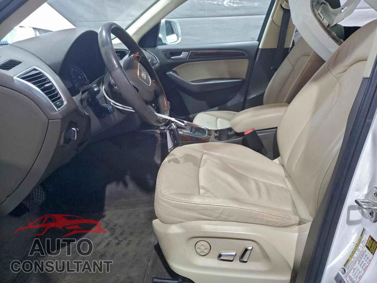AUDI Q5 2013 - WA1LFAFP2DA044162