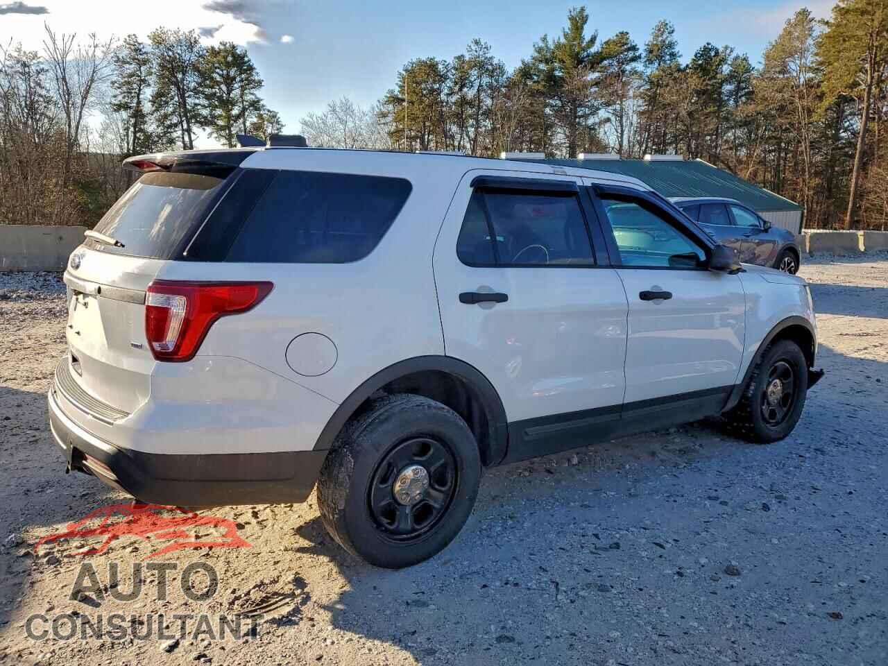 FORD EXPLORER 2018 - 1FM5K8AR7JGB92226