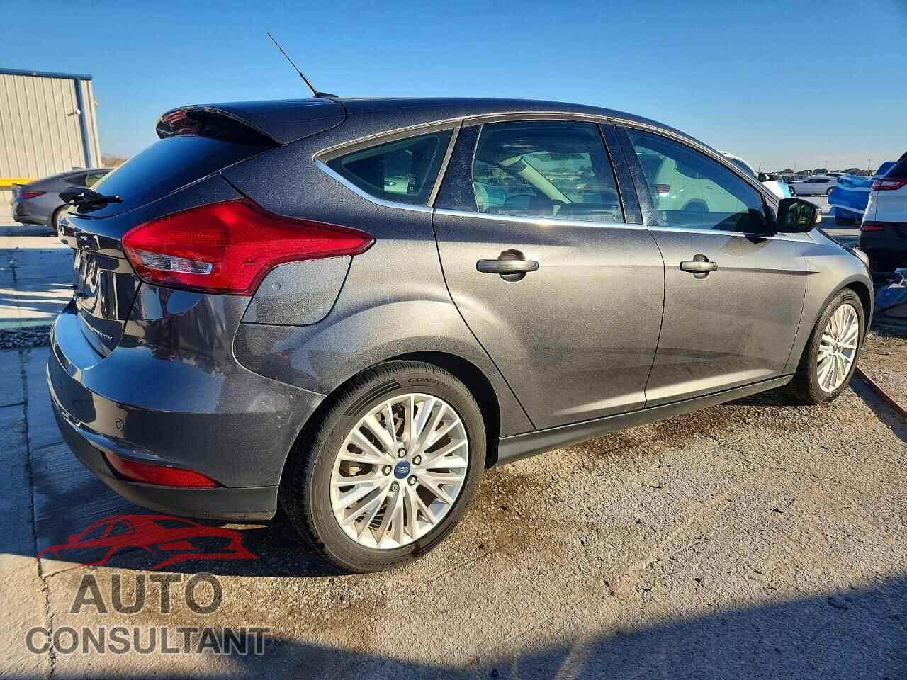 FORD FOCUS 2017 - 1FADP3N29HL320569