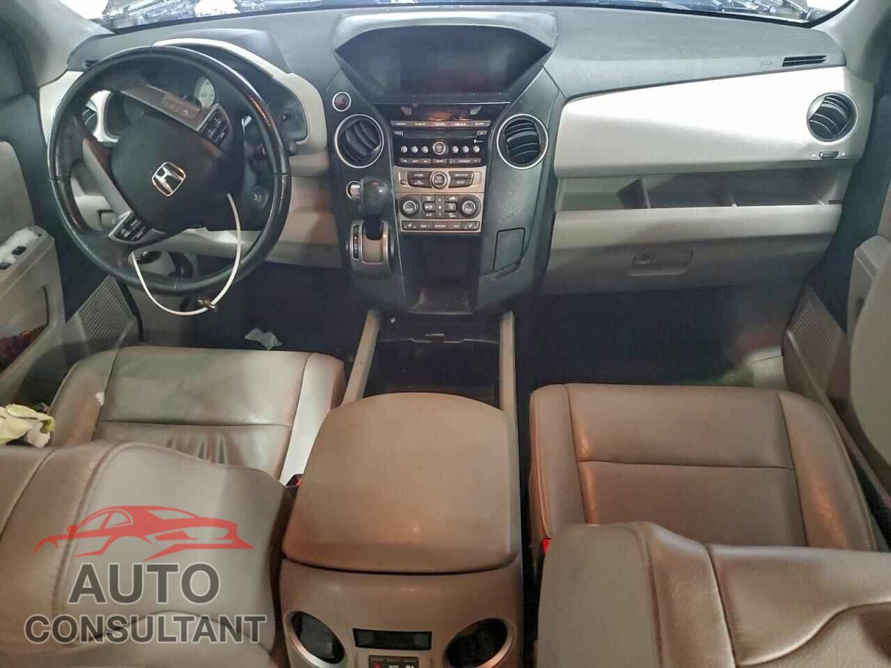 HONDA PILOT 2014 - 5FNYF4H57EB009845