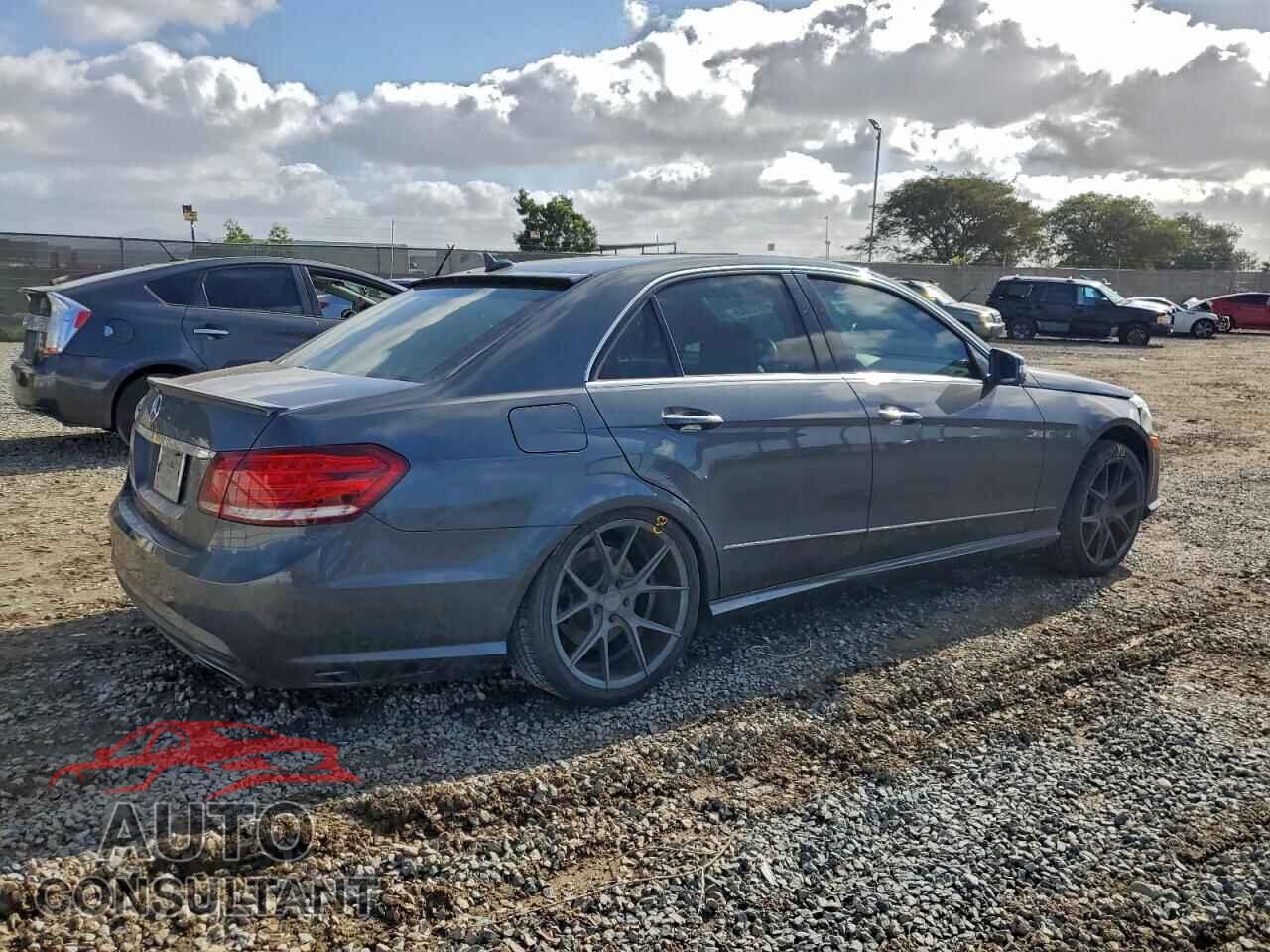 MERCEDES-BENZ E-CLASS 2010 - WDDHF7CB1AA193526
