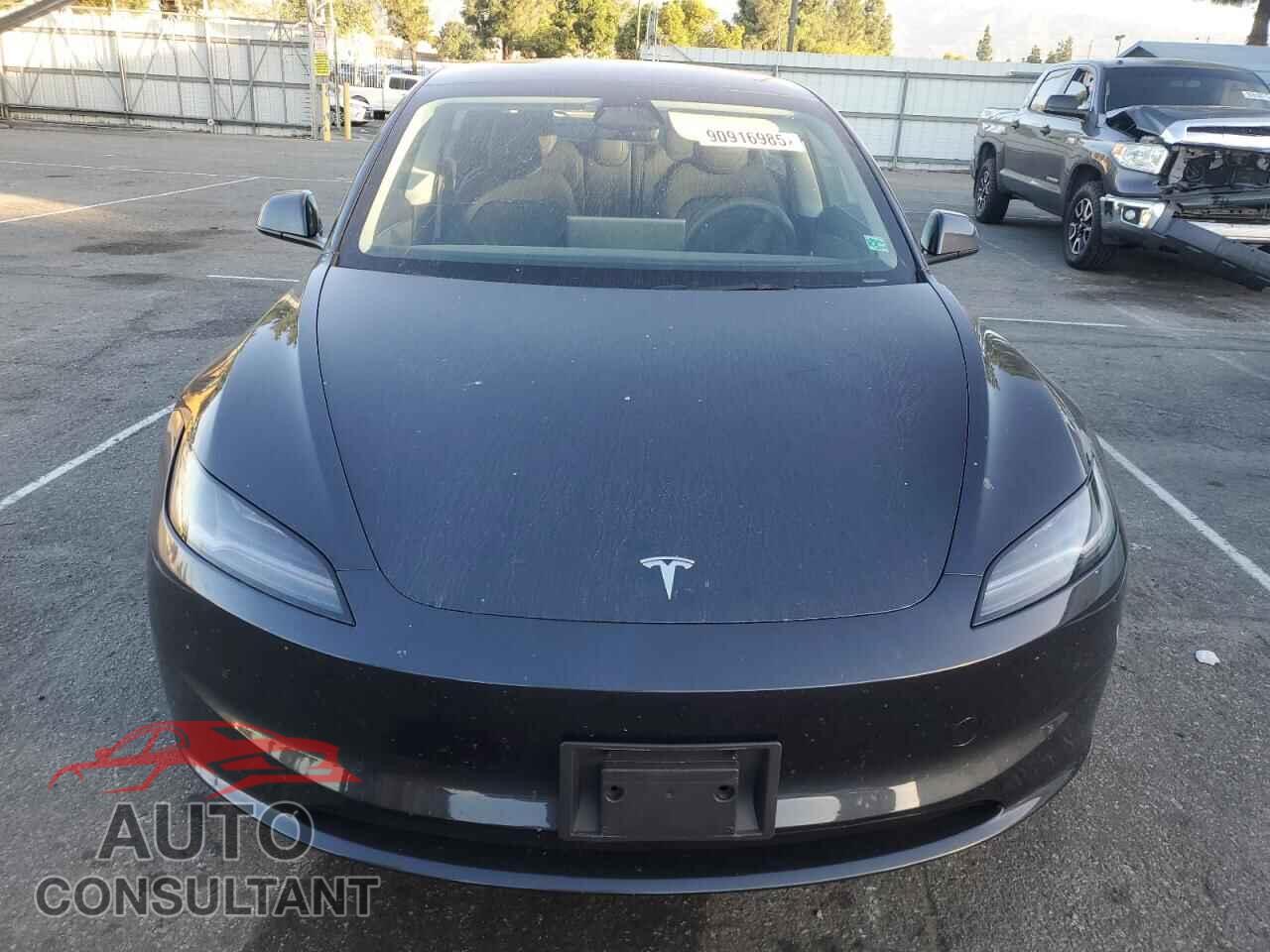 TESLA MODEL 3 2025 - 5YJ3E1EA2SF975111