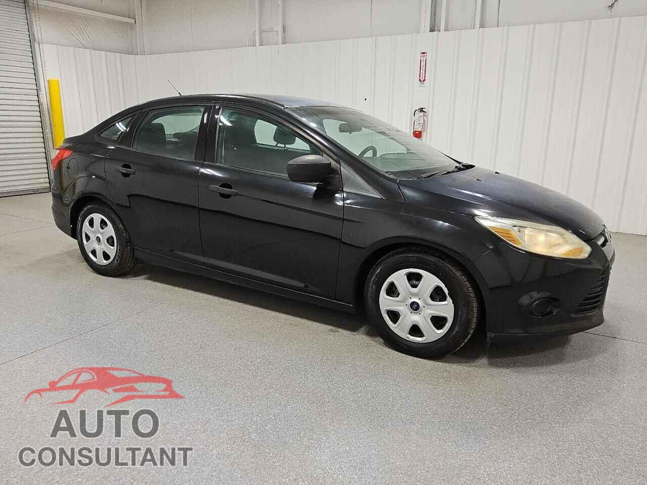 FORD FOCUS 2014 - 1FADP3E29EL302133