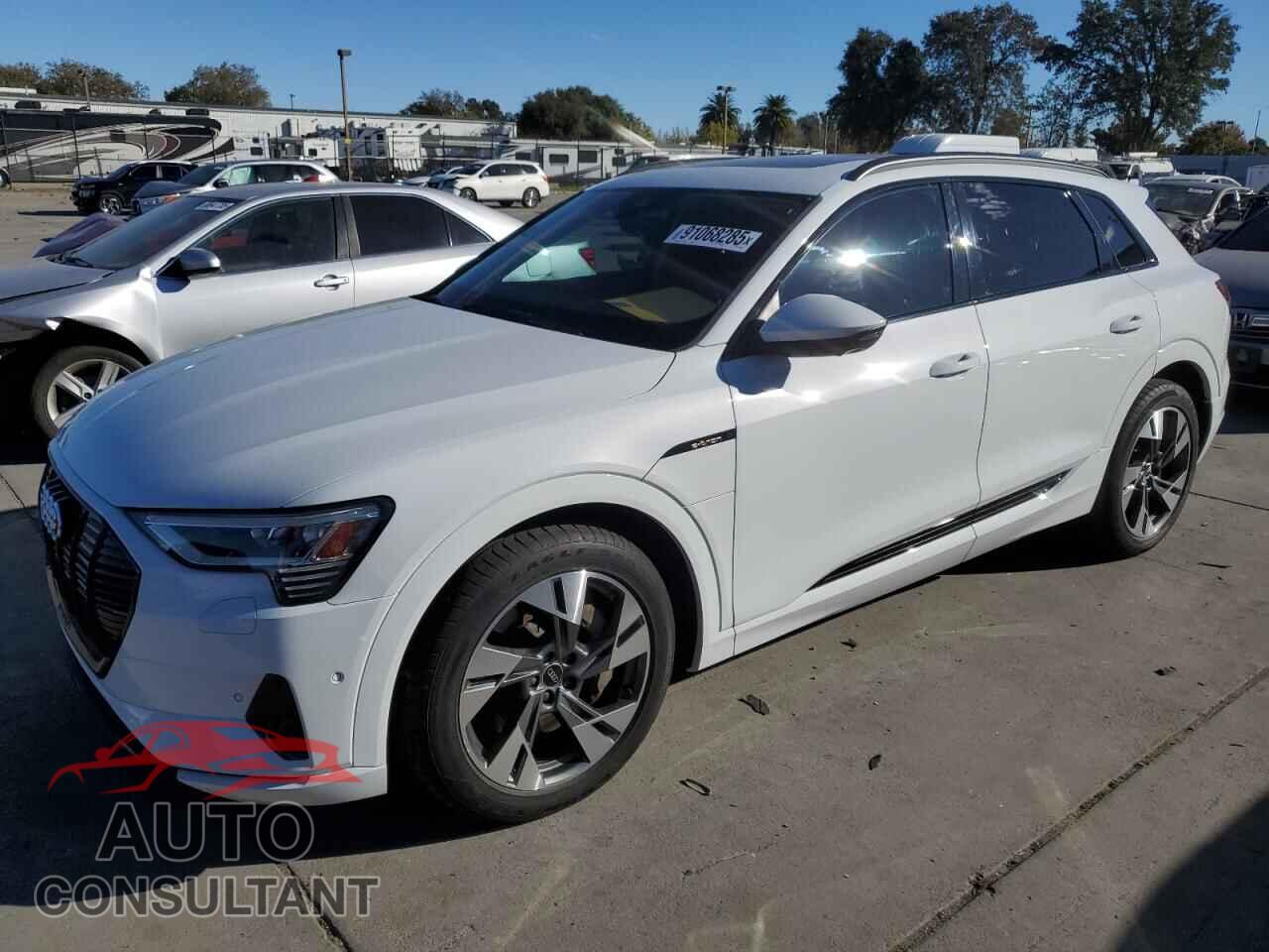 AUDI E-TRON 2021 - WA1AAAGE7MB007251