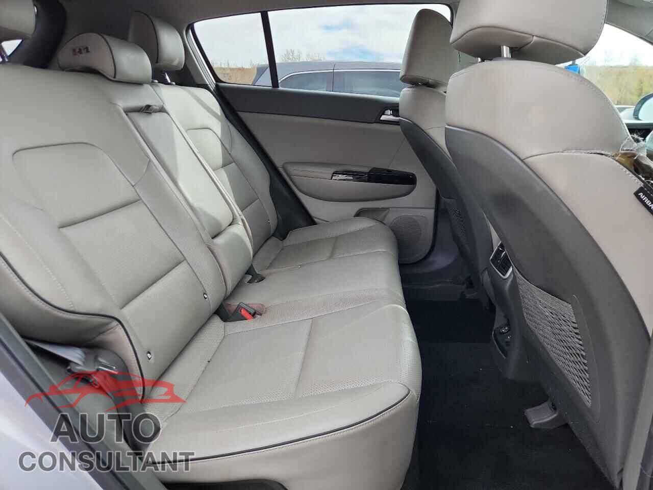 KIA SPORTAGE 2017 - KNDPRCA6XH7242533