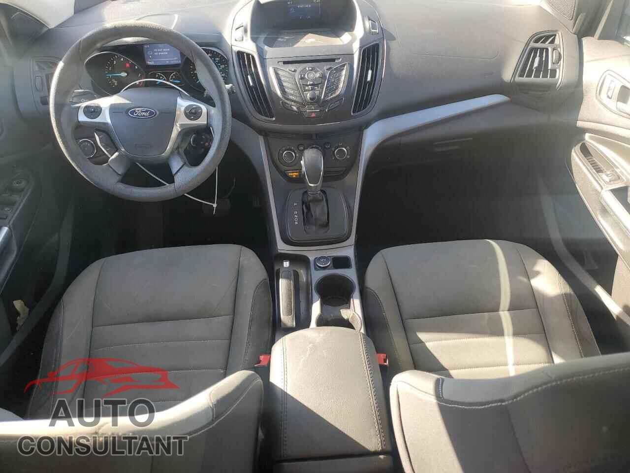 FORD ESCAPE 2015 - 1FMCU0GX9FUA07028