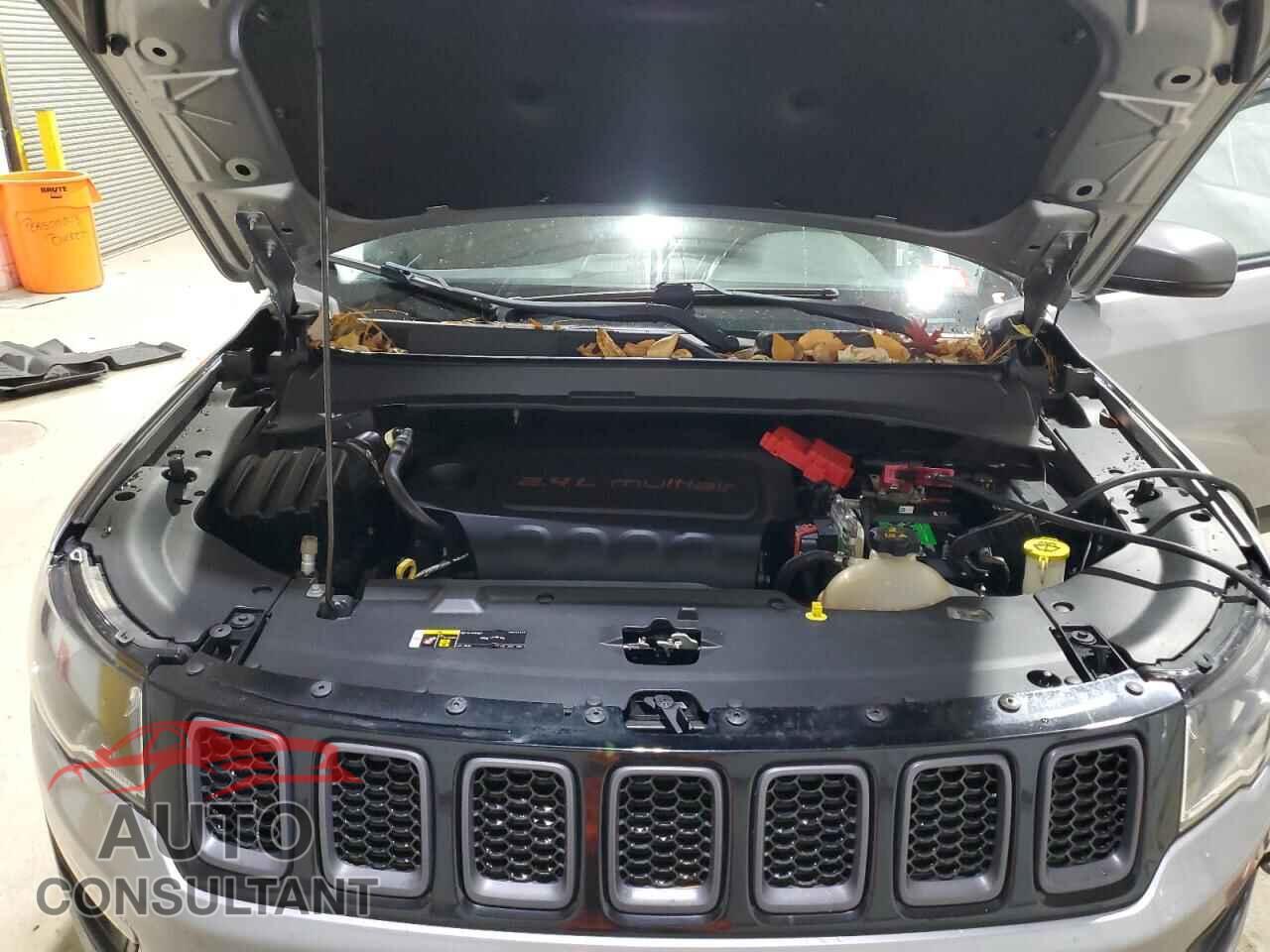 JEEP COMPASS 2019 - 3C4NJDDB2KT799954