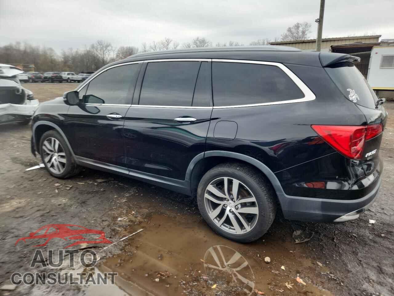 HONDA PILOT 2017 - 5FNYF6H00HB019170