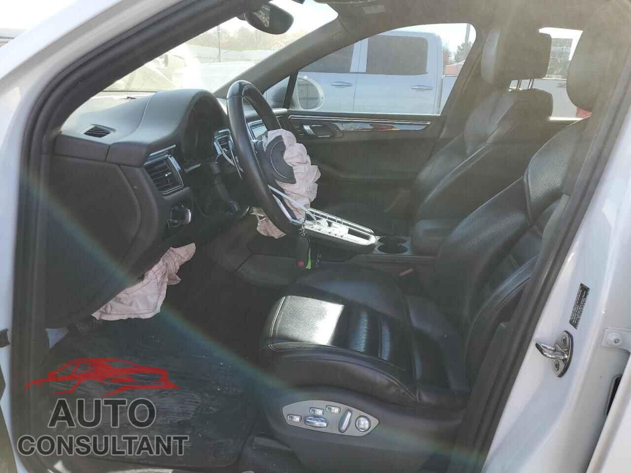 PORSCHE MACAN 2015 - WP1AB2A58FLB62985