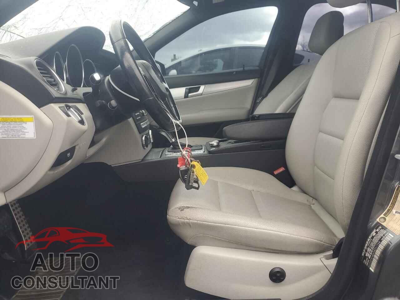 MERCEDES-BENZ C-CLASS 2013 - WDDGF4HBXDA761764