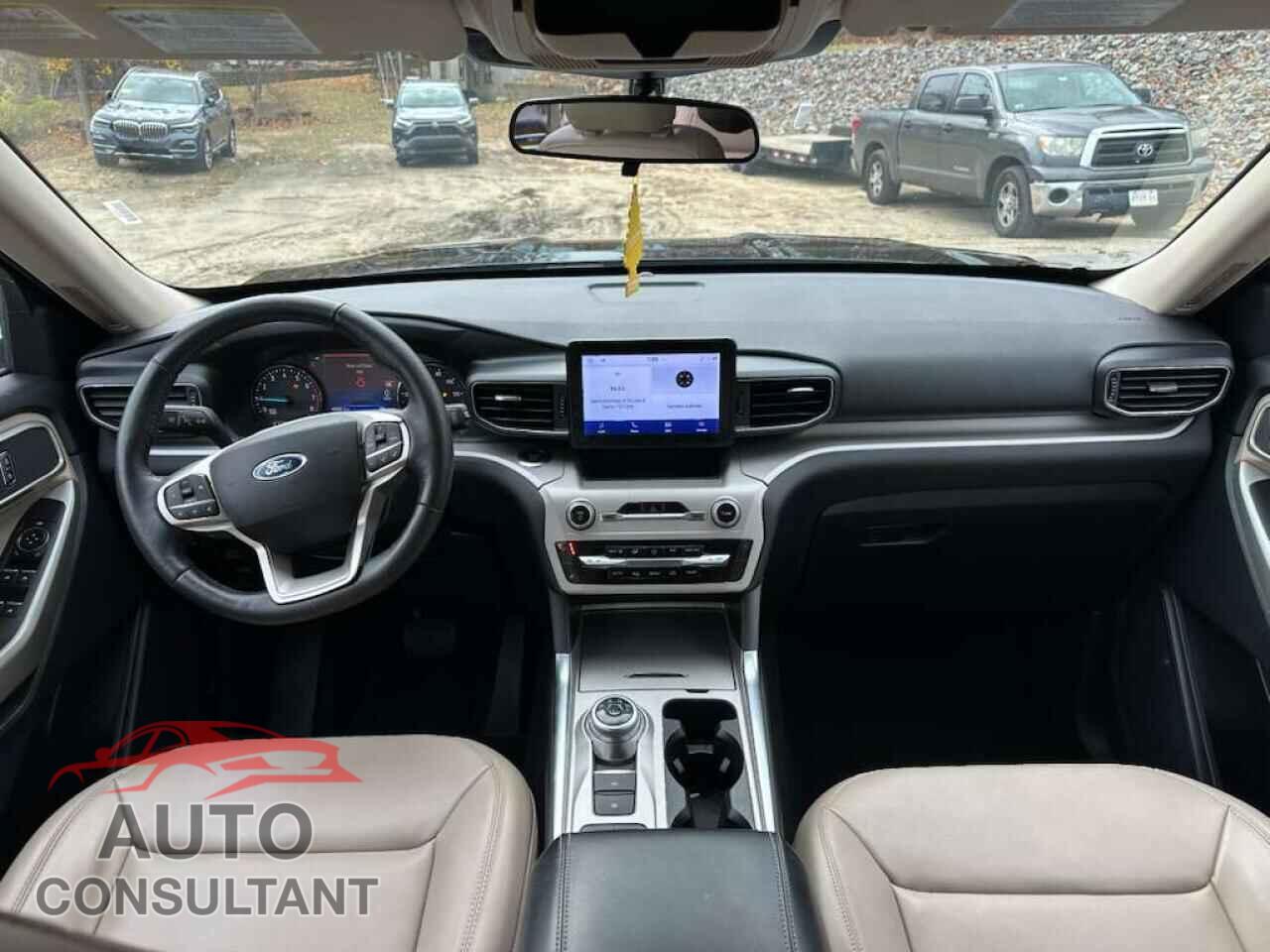 FORD EXPLORER 2024 - 1FMSK7DH0RGA02505