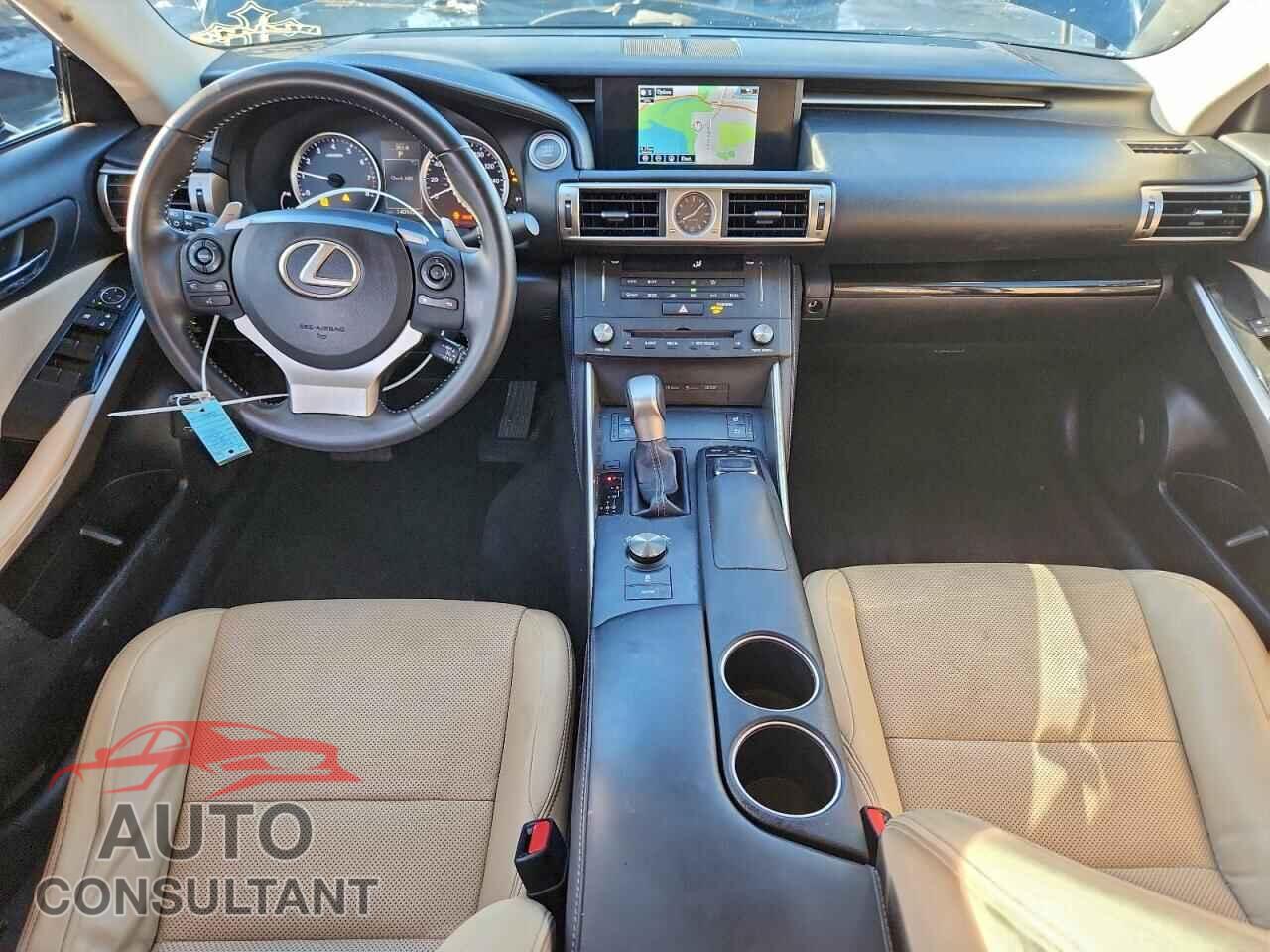 LEXUS IS 2015 - JTHCF1D27F5018177