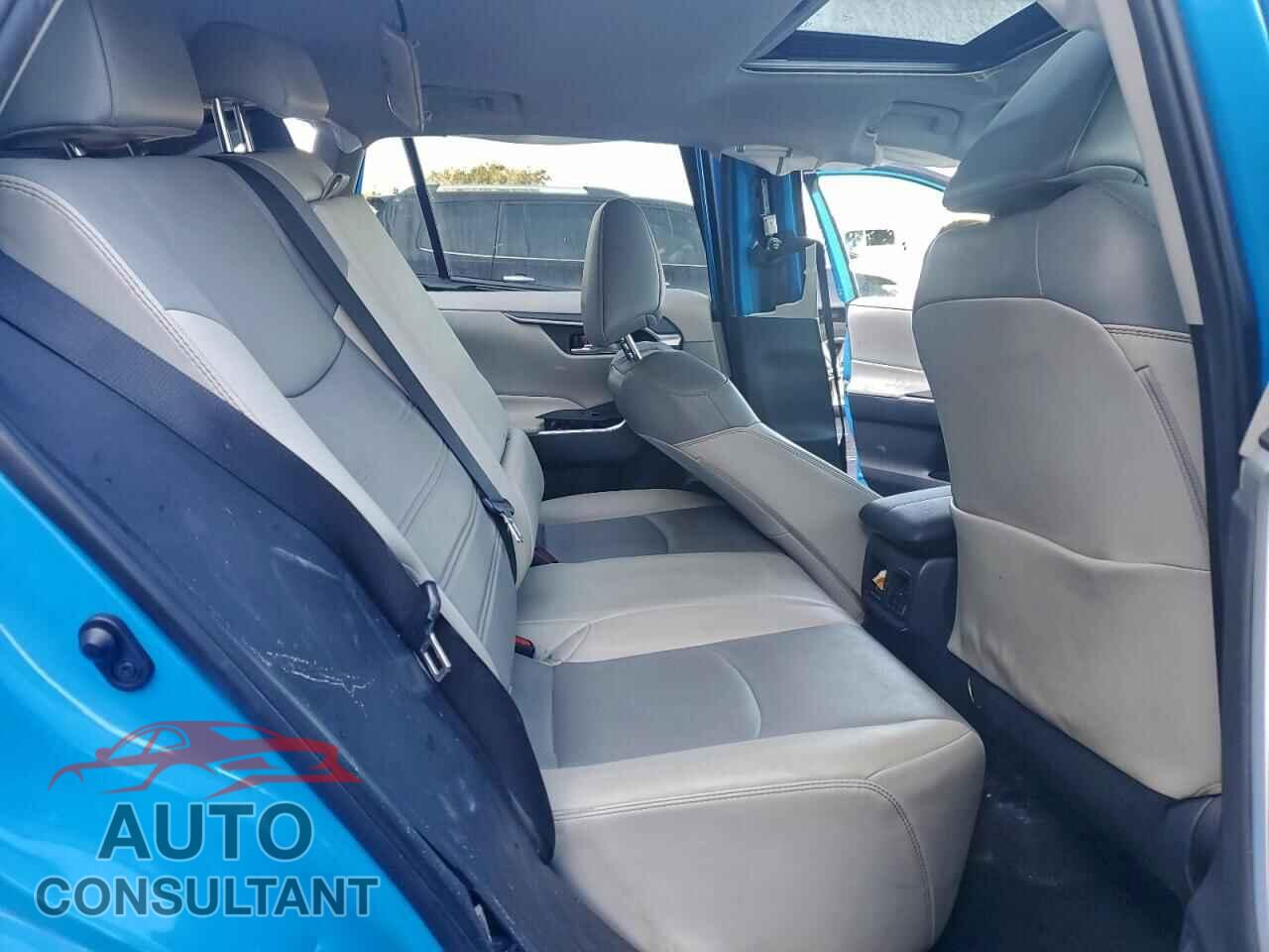 TOYOTA RAV4 2019 - 2T3C1RFV0KC011663