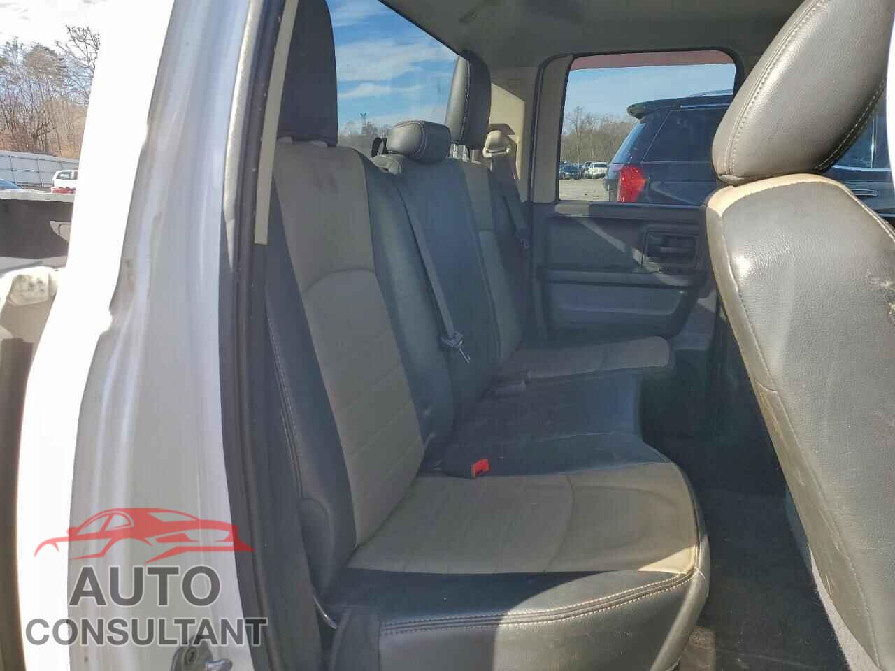 DODGE RAM 1500 2012 - 1C6RD7FTXCS167486
