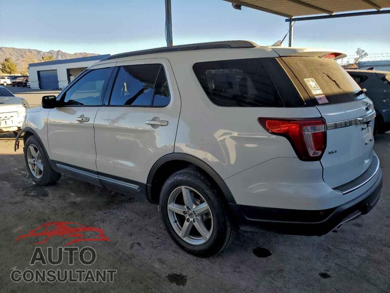 FORD EXPLORER 2018 - 1FM5K7D80JGC86638