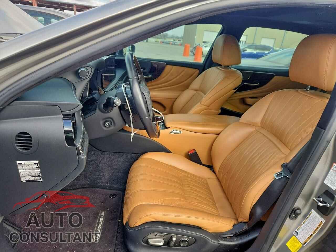 LEXUS LS500 2021 - JTHD51FF1M5015182