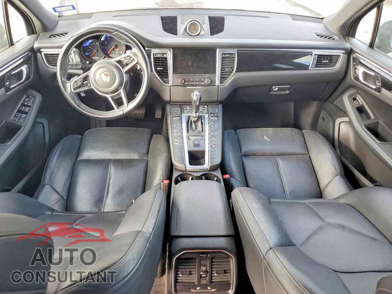 PORSCHE MACAN 2018 - WP1AA2A53JLB18436