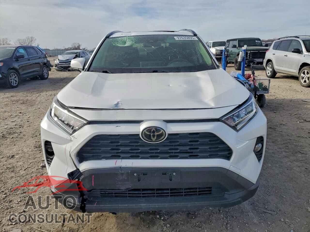 TOYOTA RAV4 2019 - JTMP1RFV1KJ023593