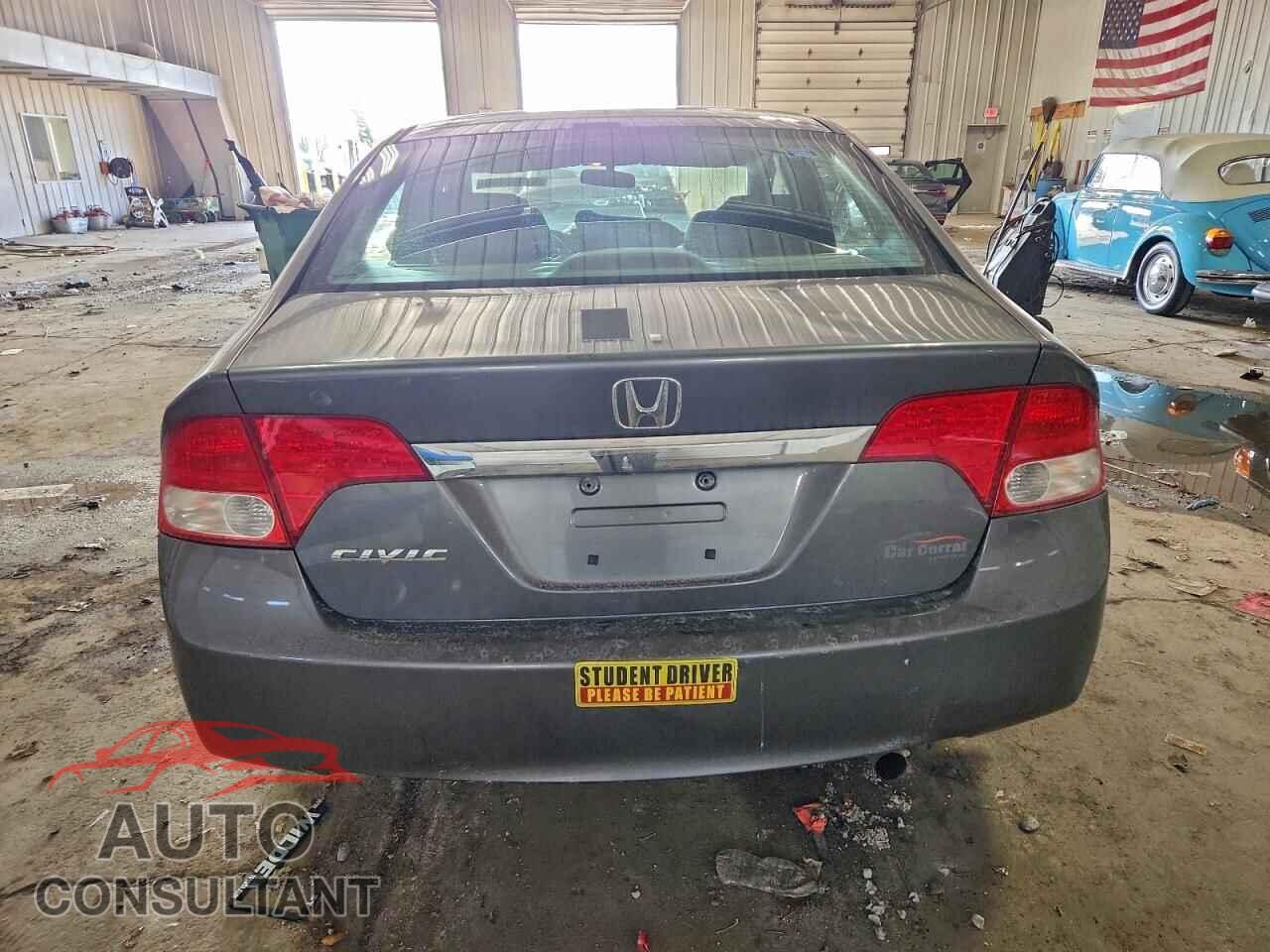 HONDA CIVIC 2010 - 19XFA1F8XAE024938