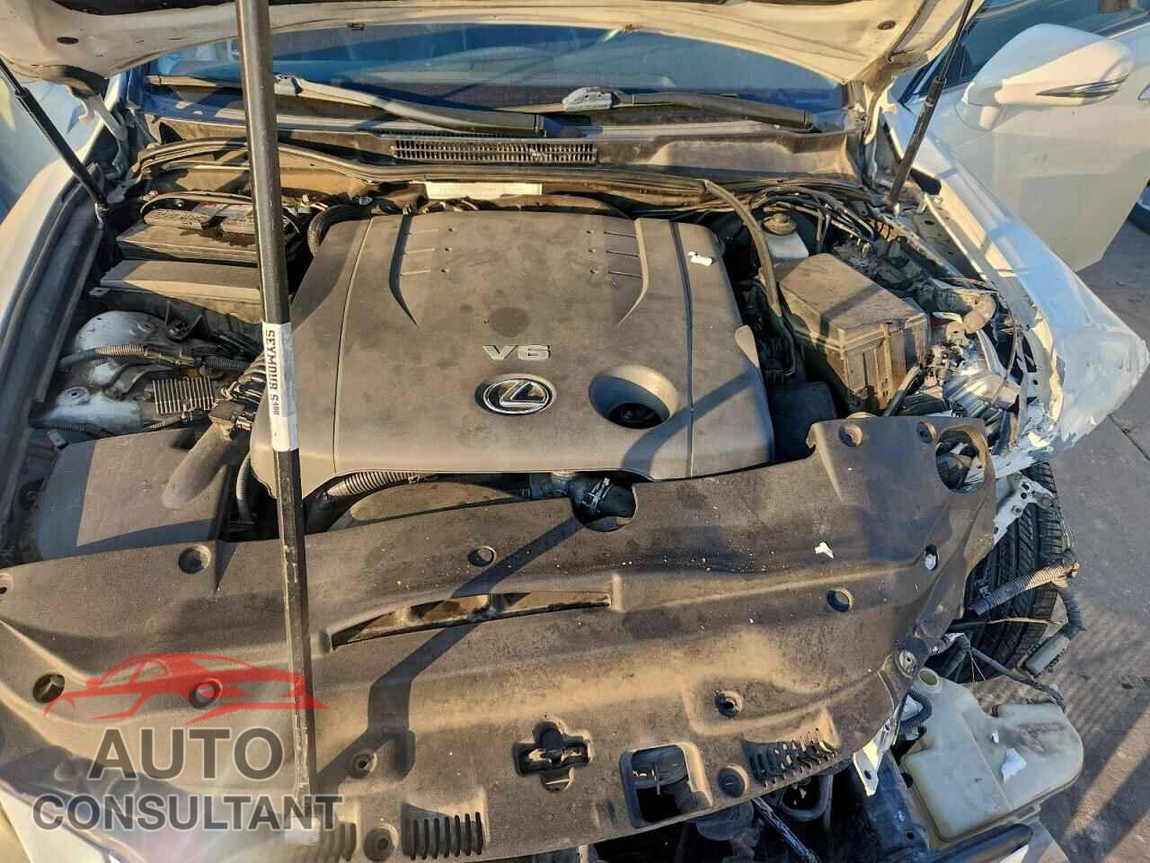 LEXUS IS 2011 - JTHBF5C29B5142255