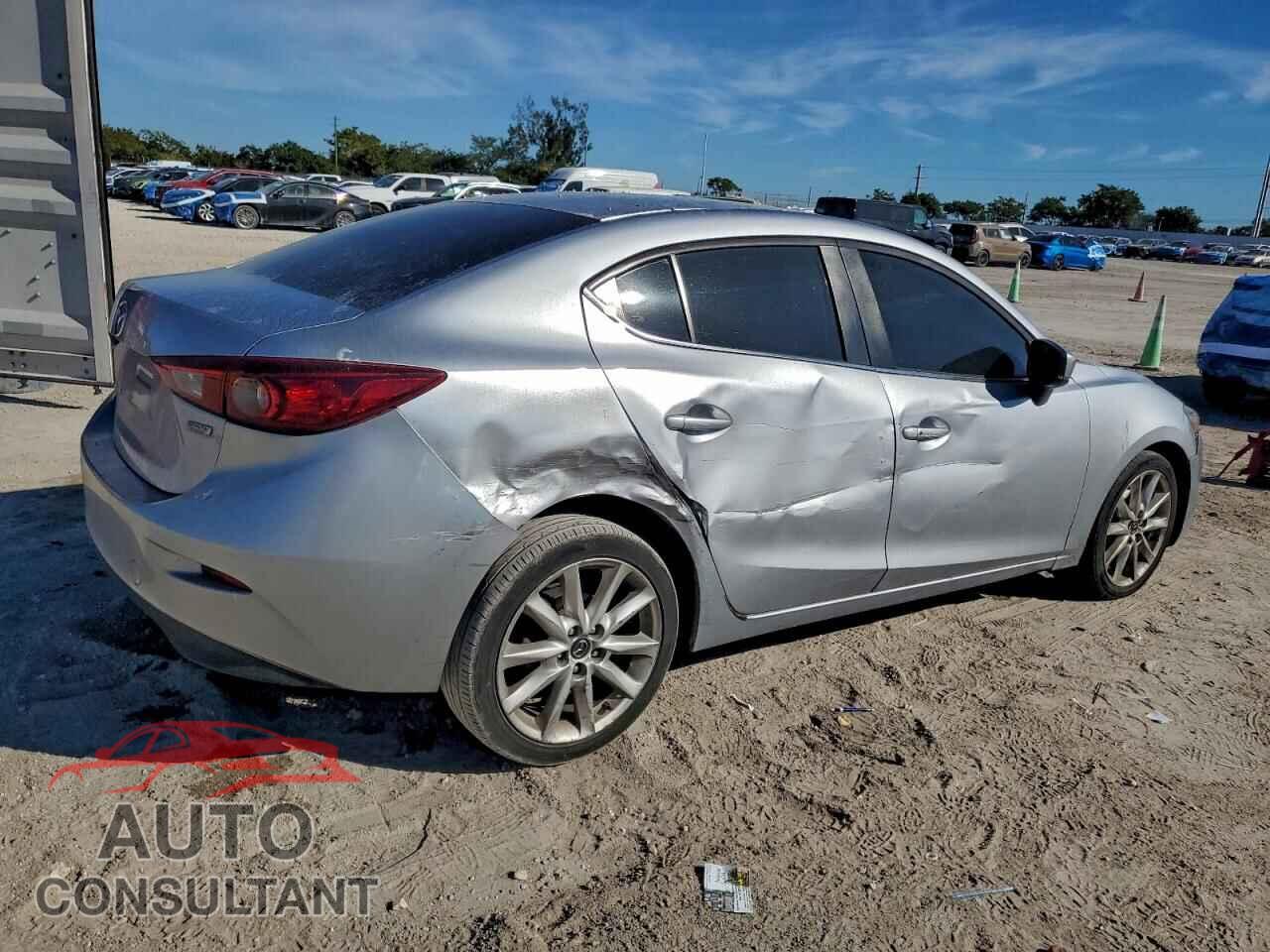 MAZDA 3 2017 - 3MZBN1V73HM104039