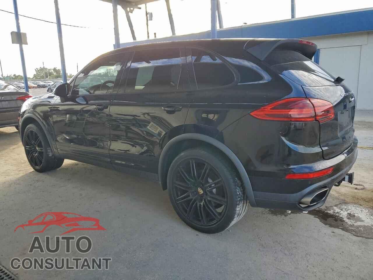 PORSCHE CAYENNE 2016 - WP1AA2A27GKA36097