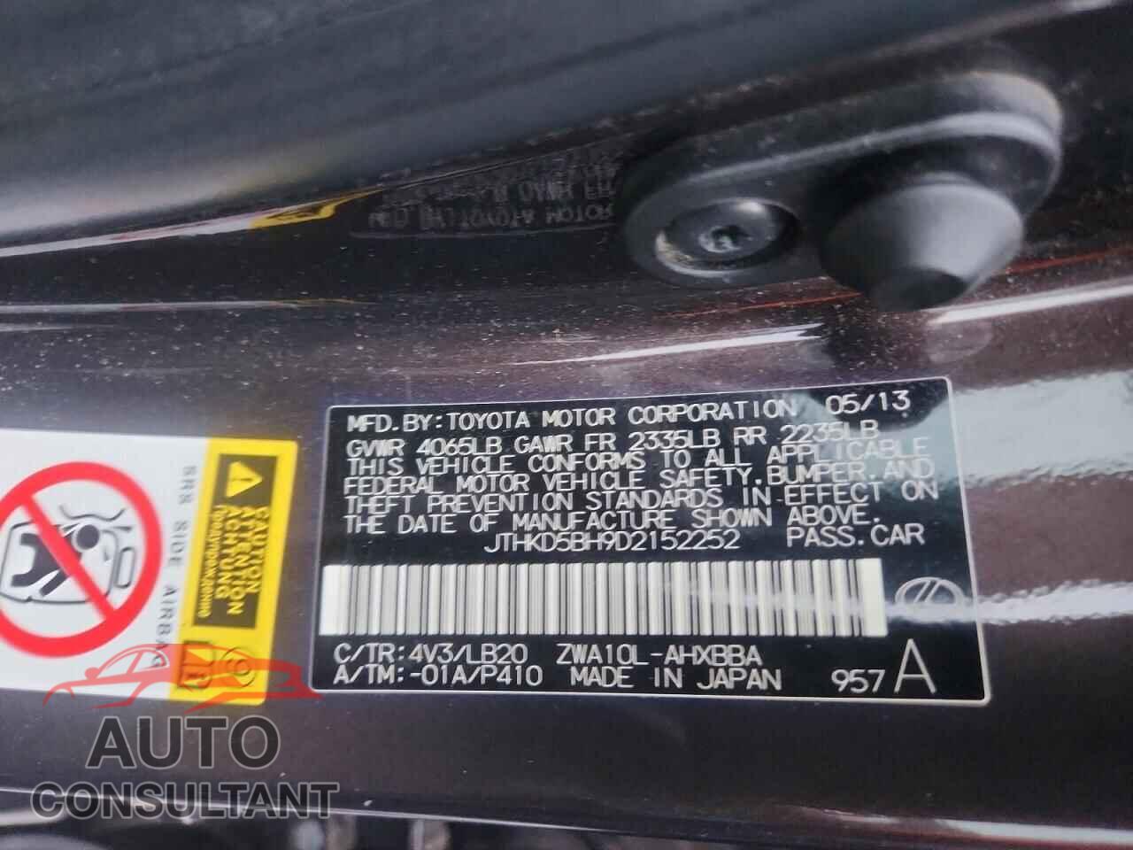 LEXUS CT 200 2013 - JTHKD5BH9D2152252