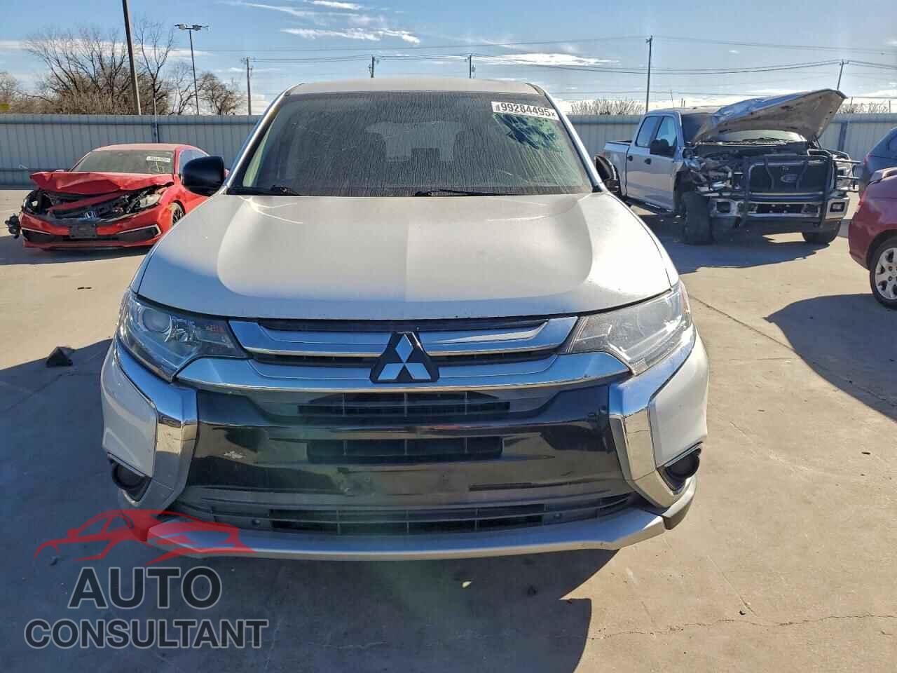 MITSUBISHI OUTLANDER 2017 - JA4AD2A38HZ041832