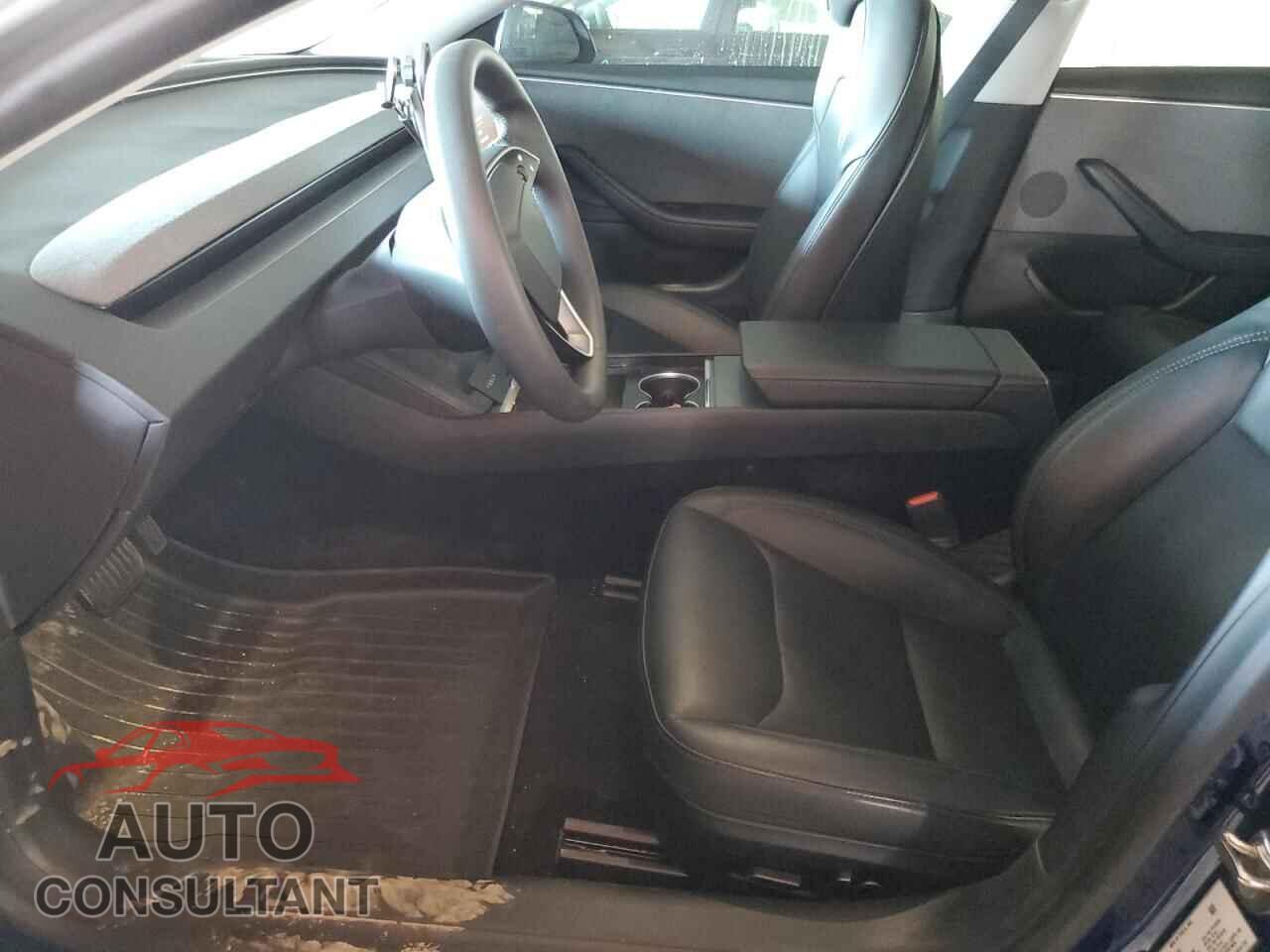 TESLA MODEL 3 2024 - 5YJ3E1EA1RF831219