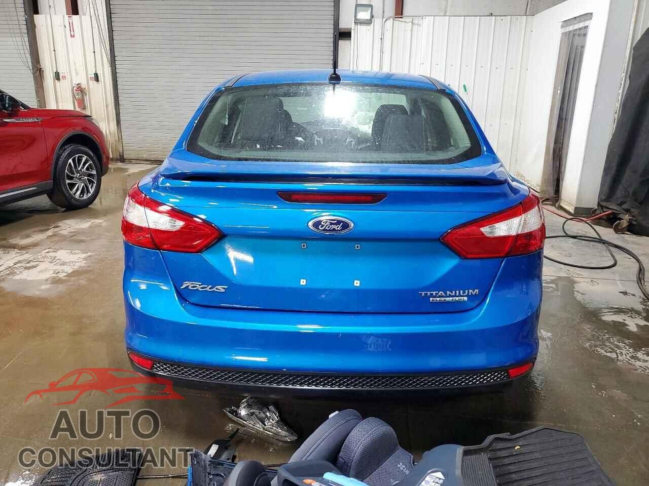 FORD FOCUS 2012 - 1FAHP3J28CL427080