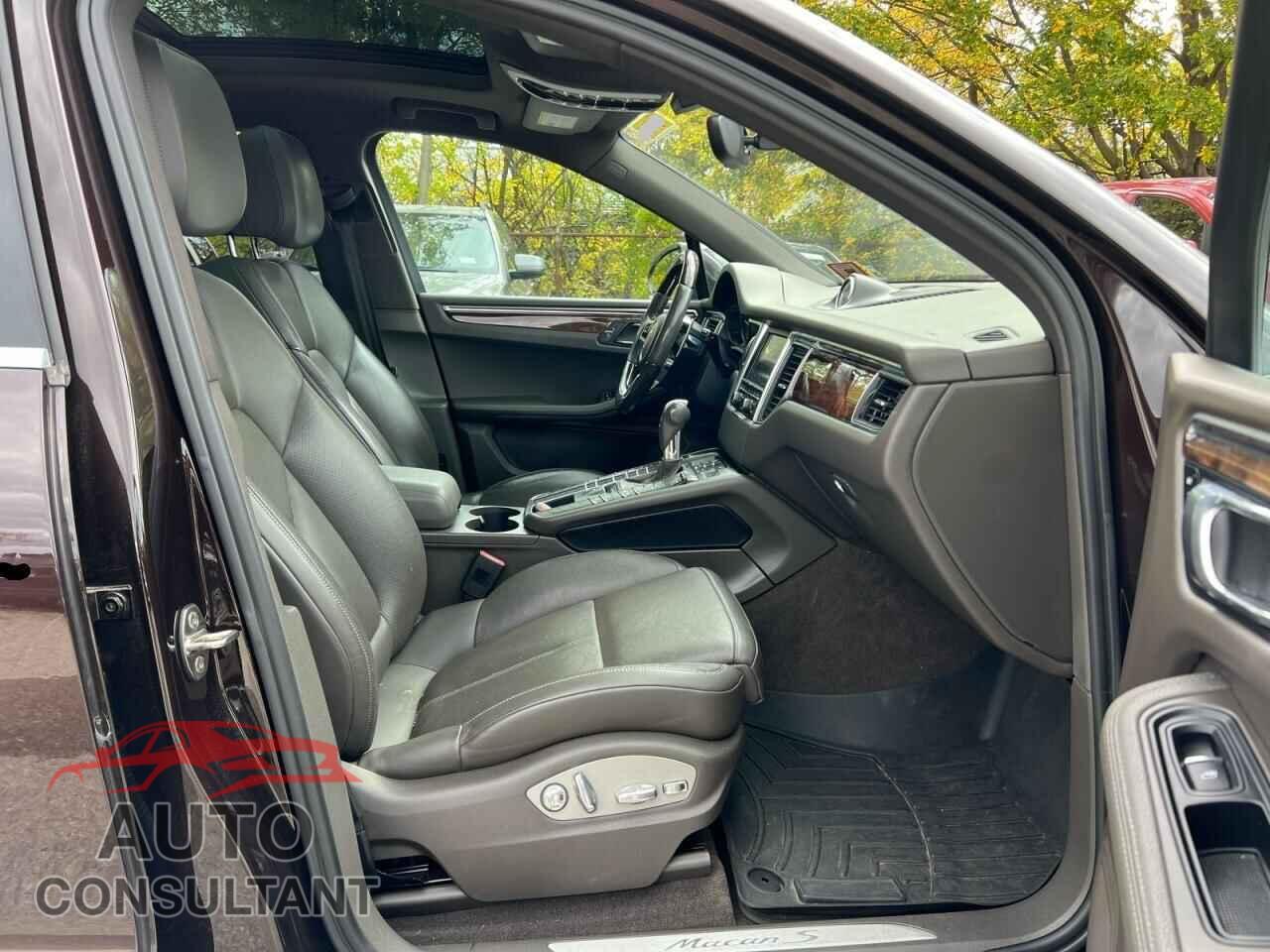 PORSCHE MACAN 2015 - WP1AB2A52FLB66269
