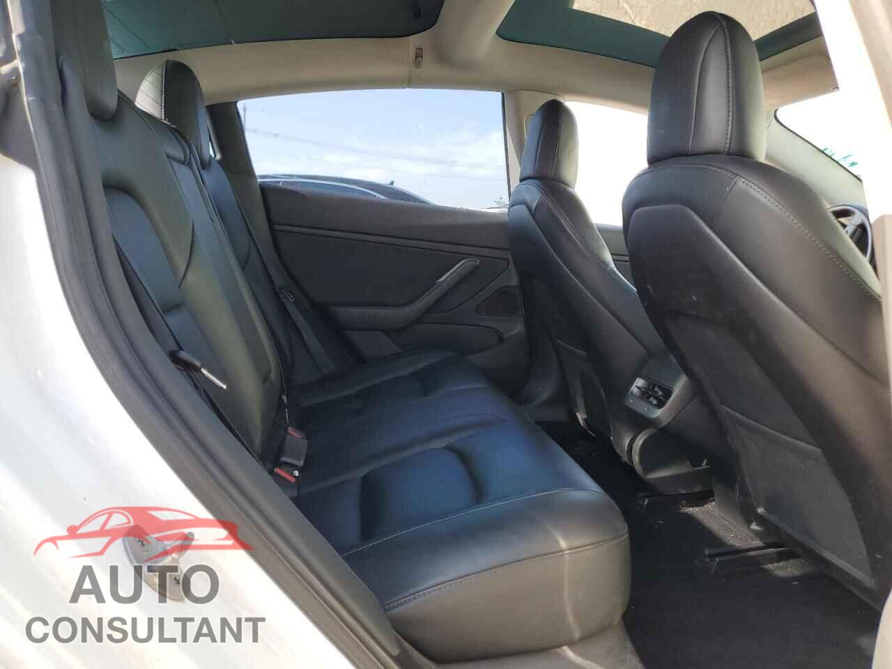 TESLA MODEL 3 2019 - 5YJ3E1EA1KF326545
