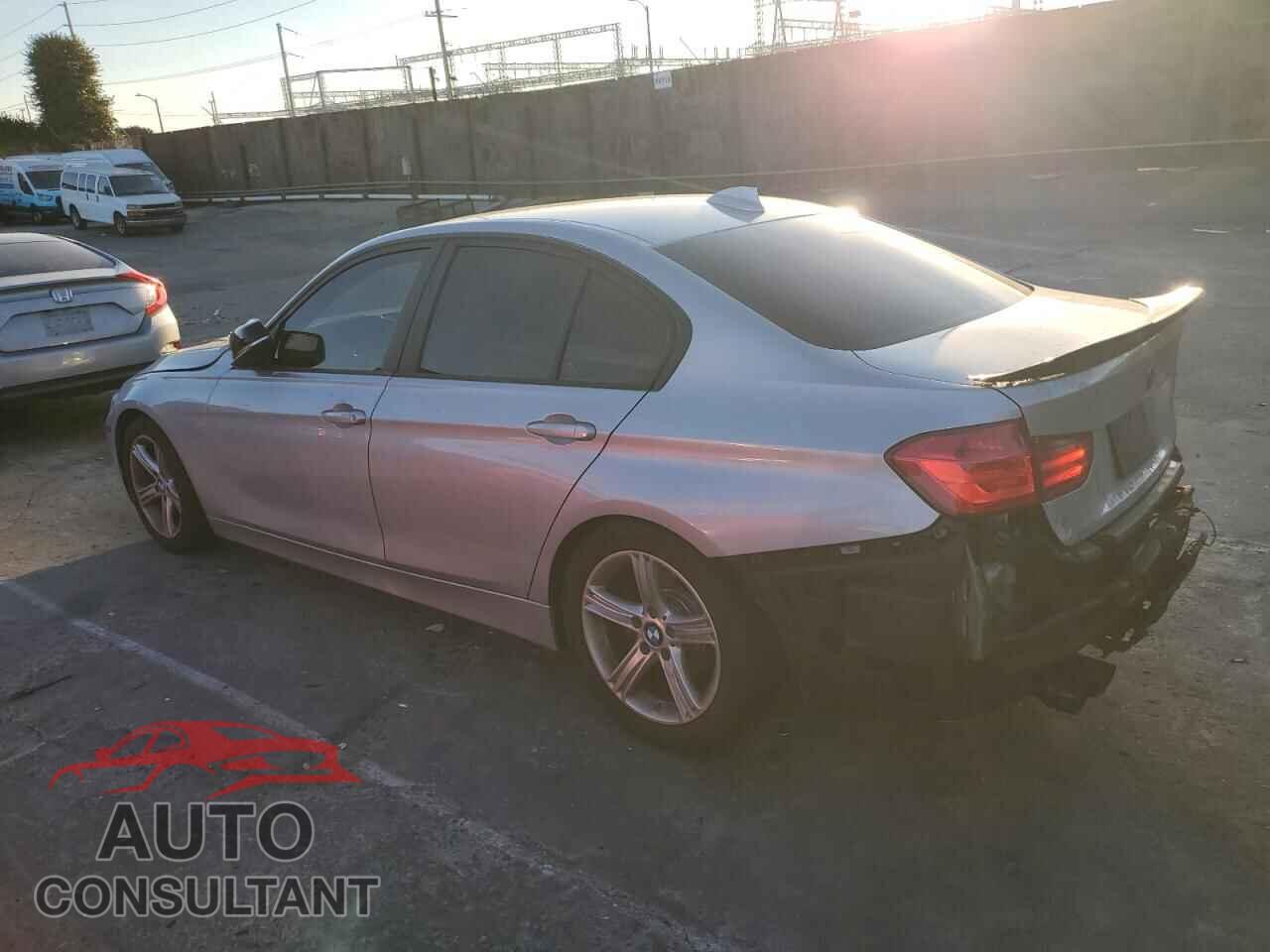 BMW 3 SERIES 2013 - WBA3A5C58DJ460874